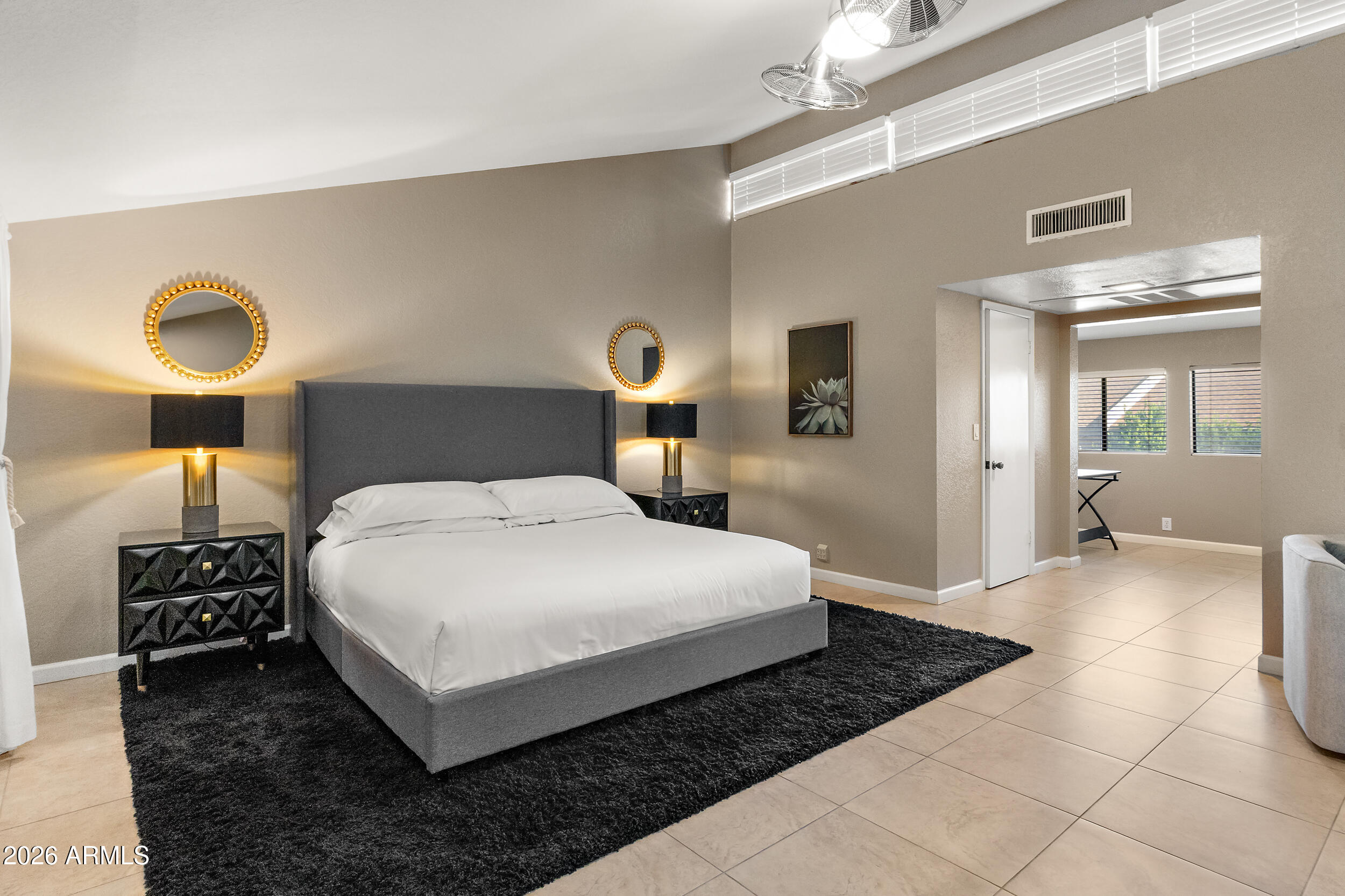 7858 E GLENROSA Avenue