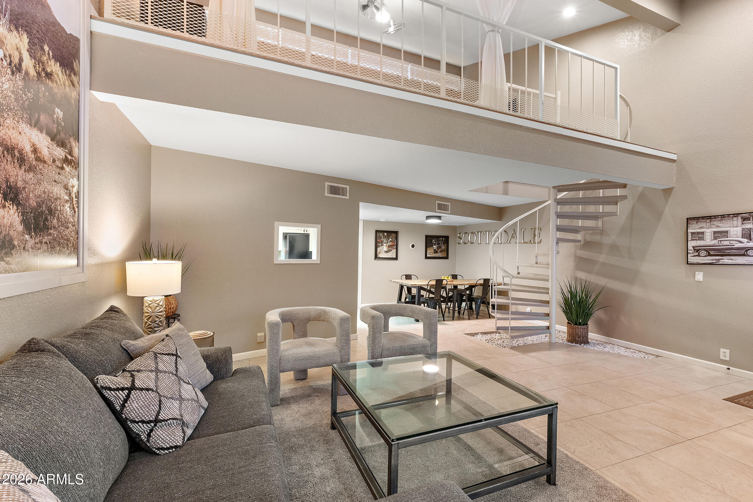 7858 E GLENROSA Avenue