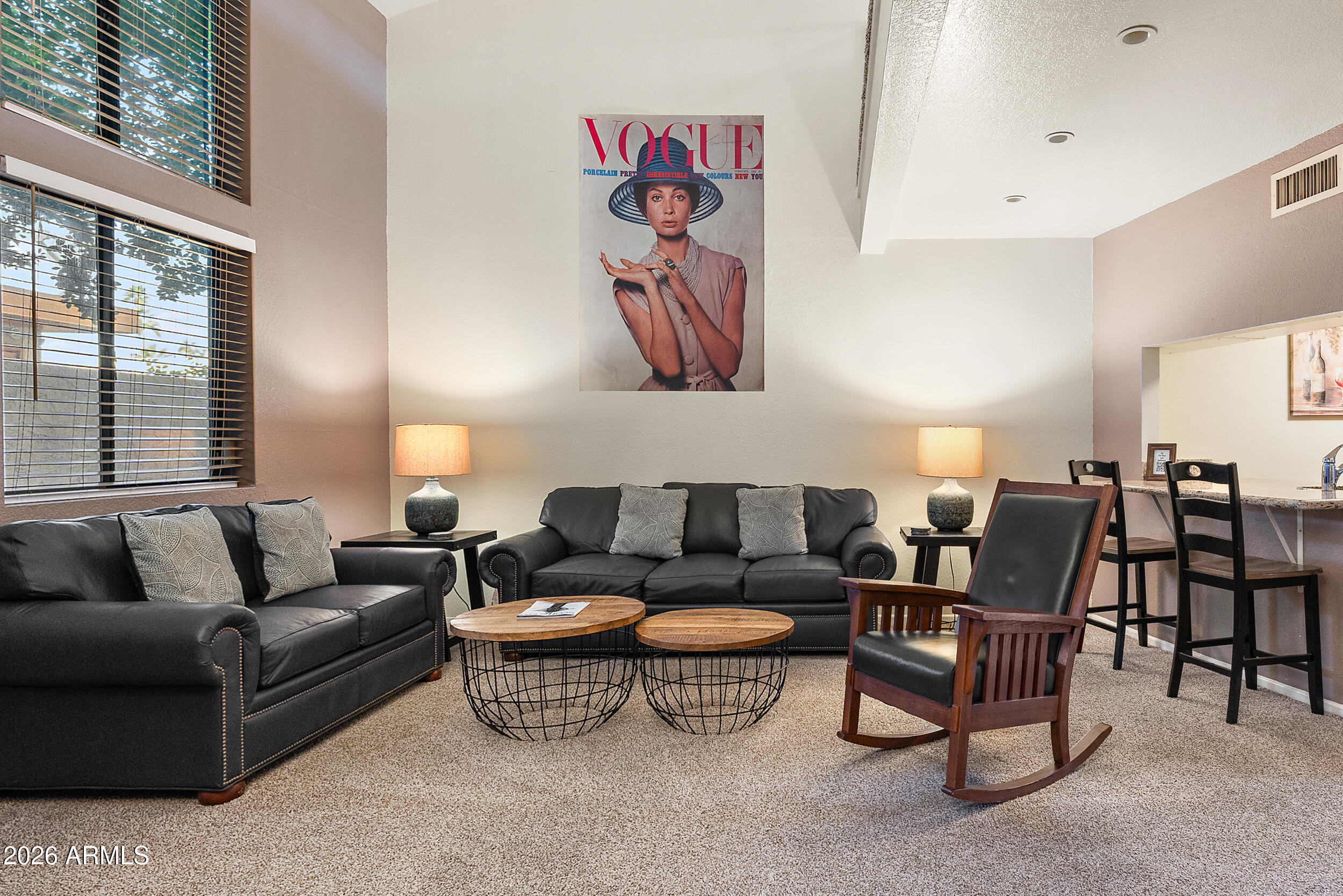 7858 E GLENROSA Avenue