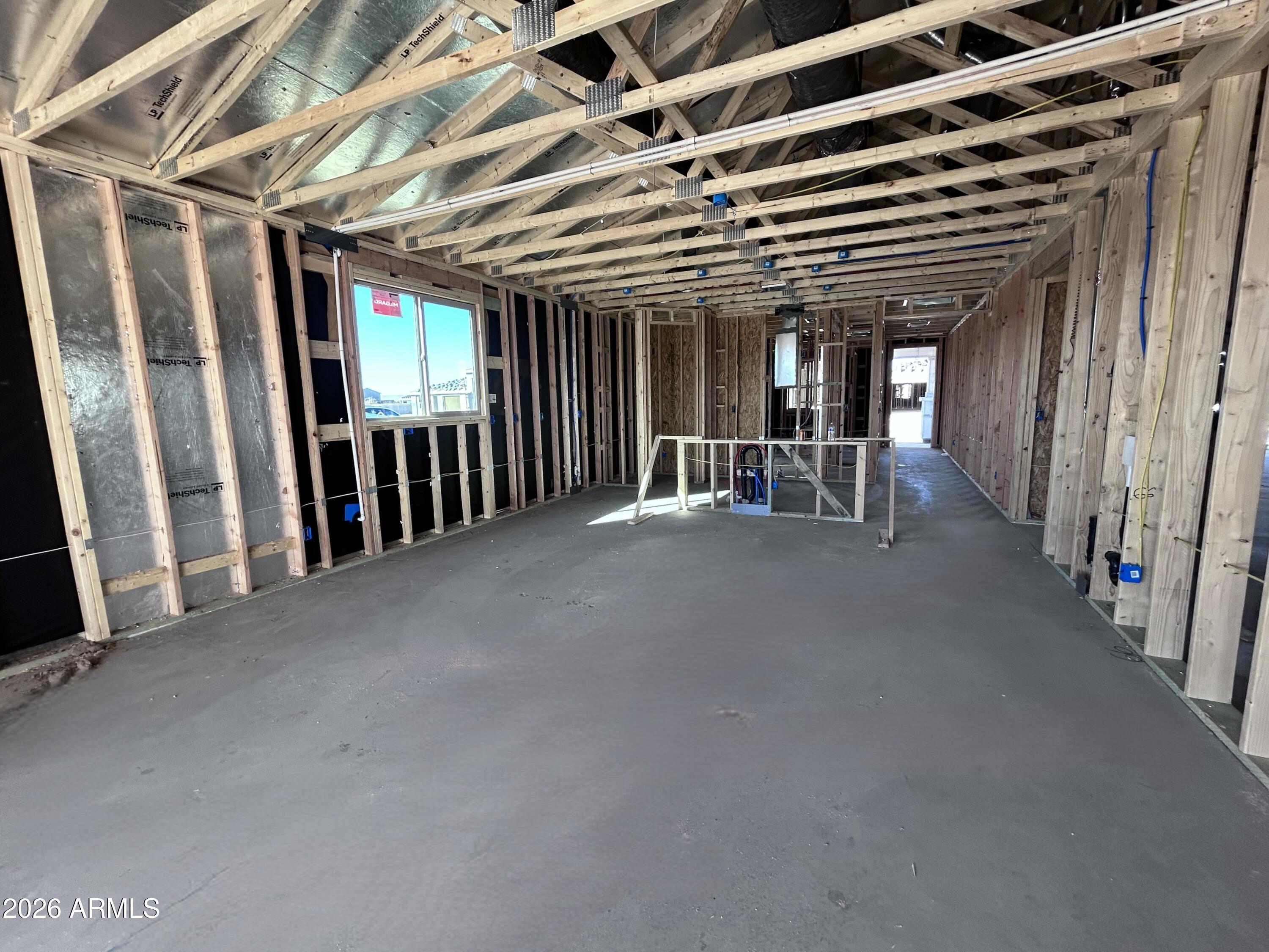 2665 E HOMESTEADER Road