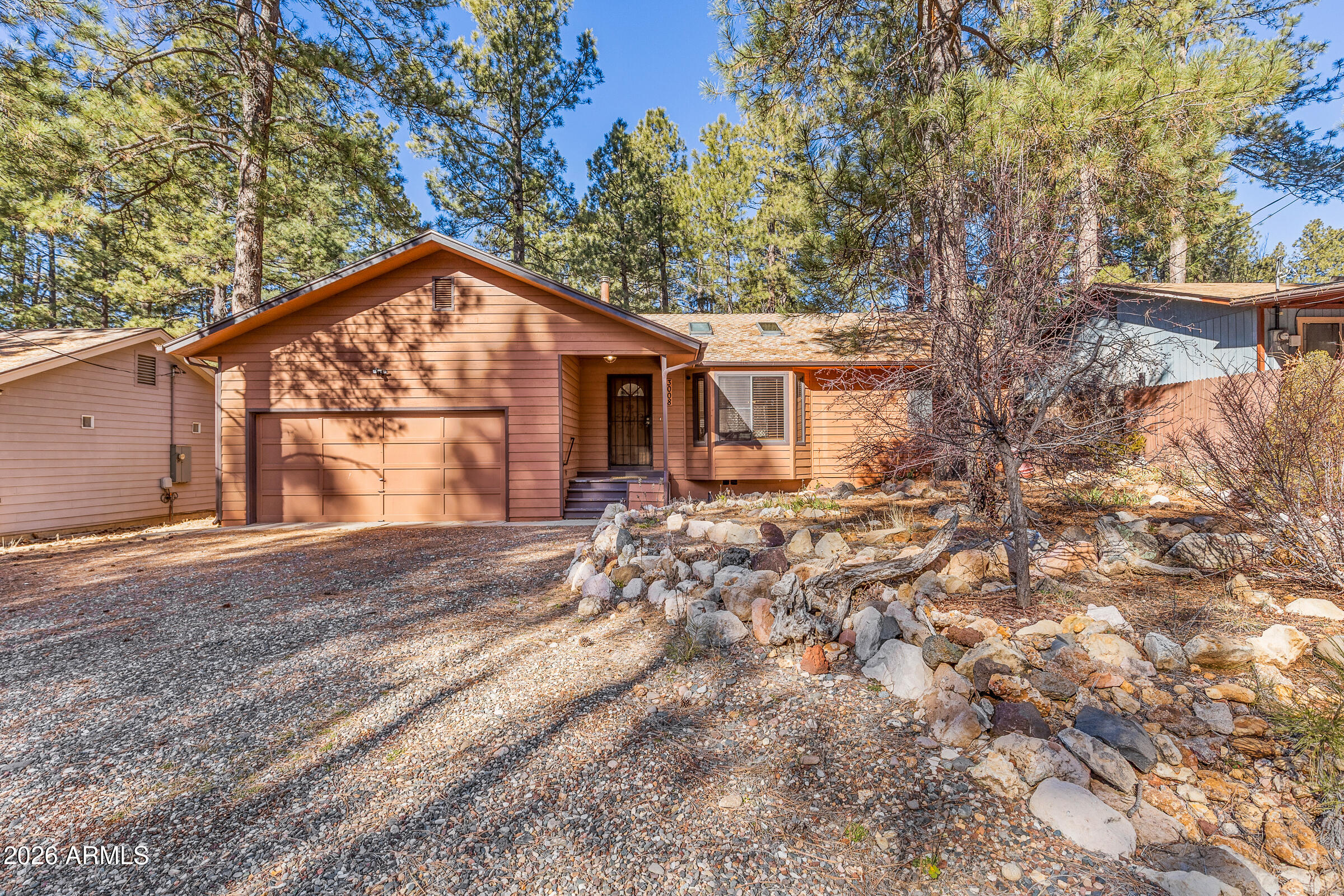 3008 HOTEVILLA Trail