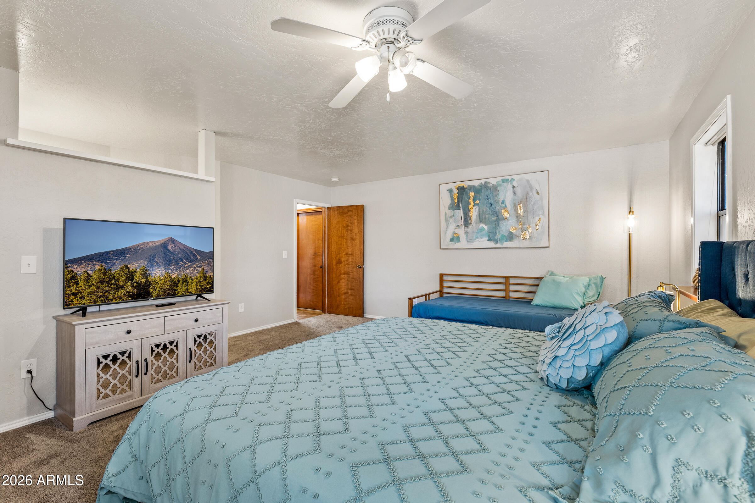 3008 HOTEVILLA Trail