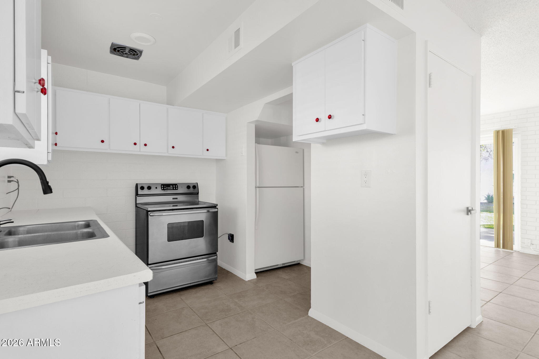 815 N HAYDEN Road B14