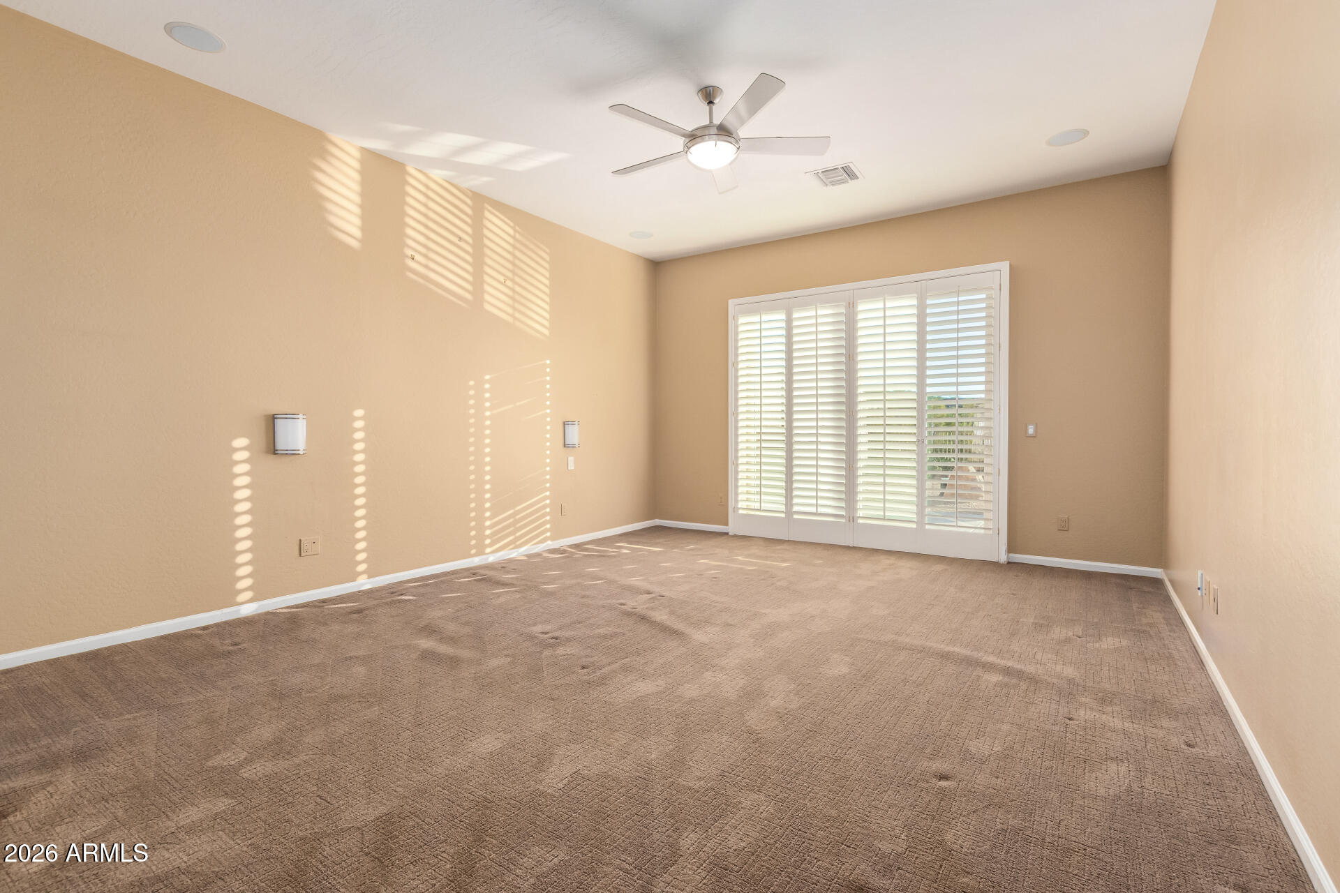 11221 E GREENWAY Road