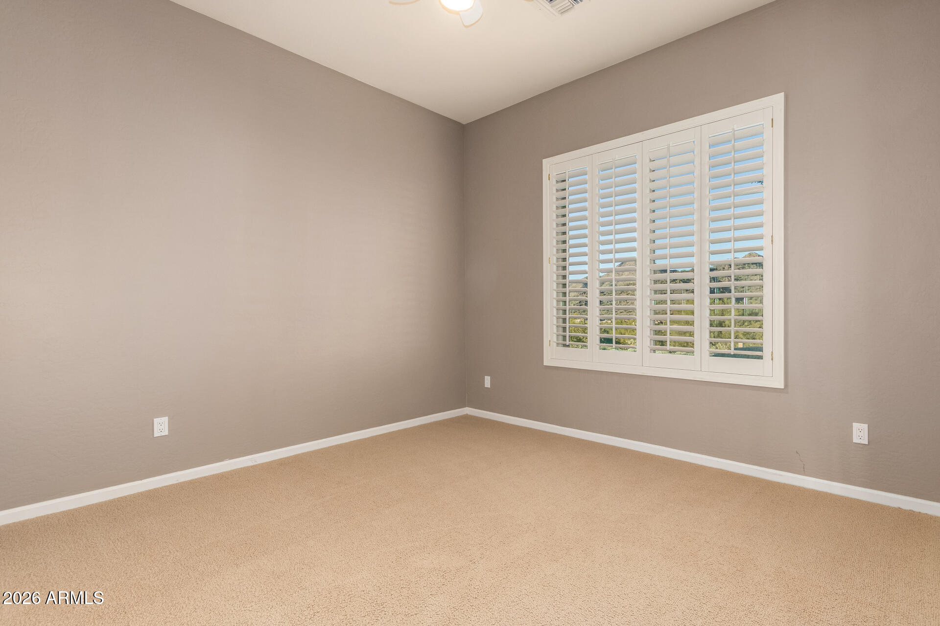 11221 E GREENWAY Road