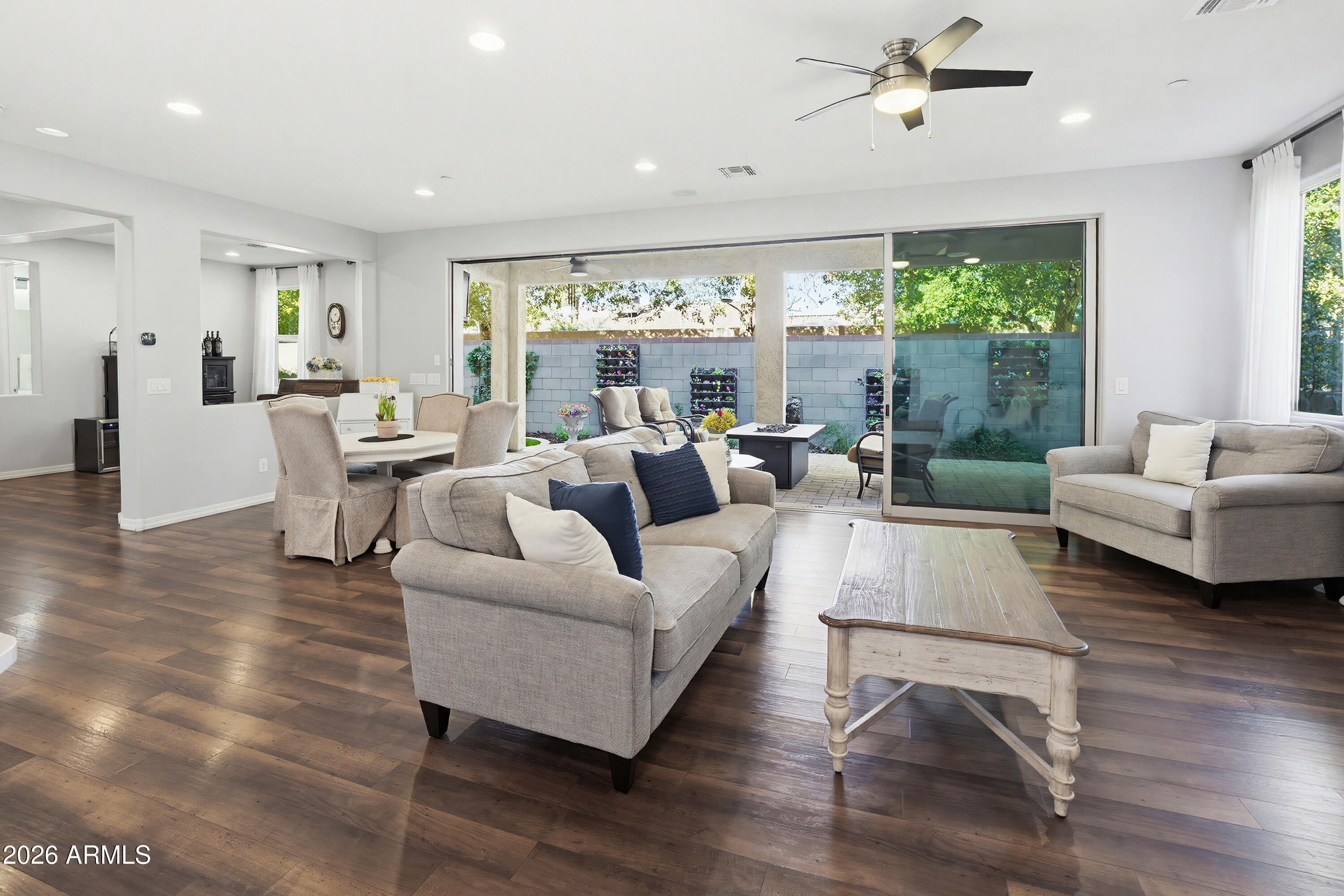 4660 E TIERRA BUENA Lane