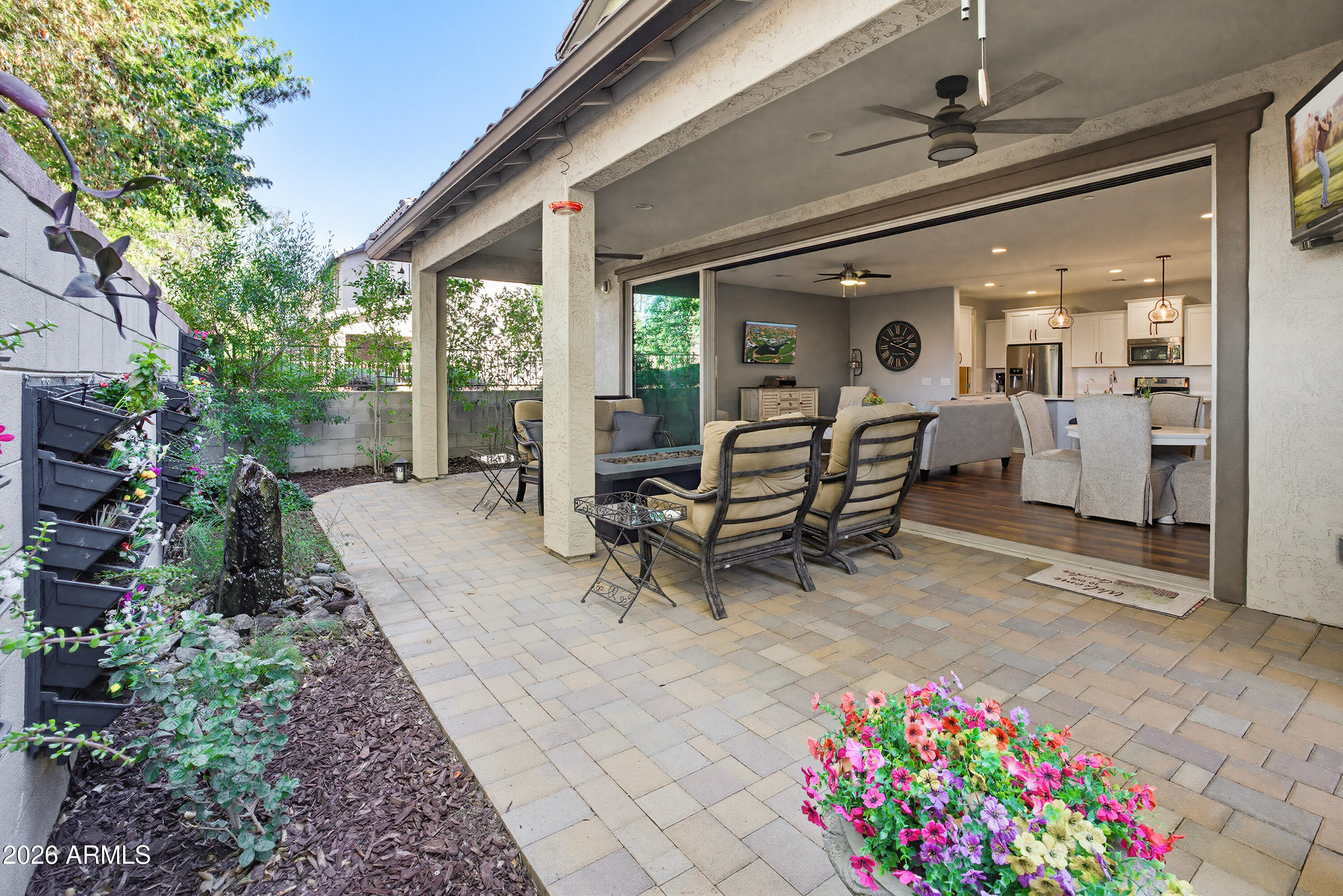 4660 E TIERRA BUENA Lane