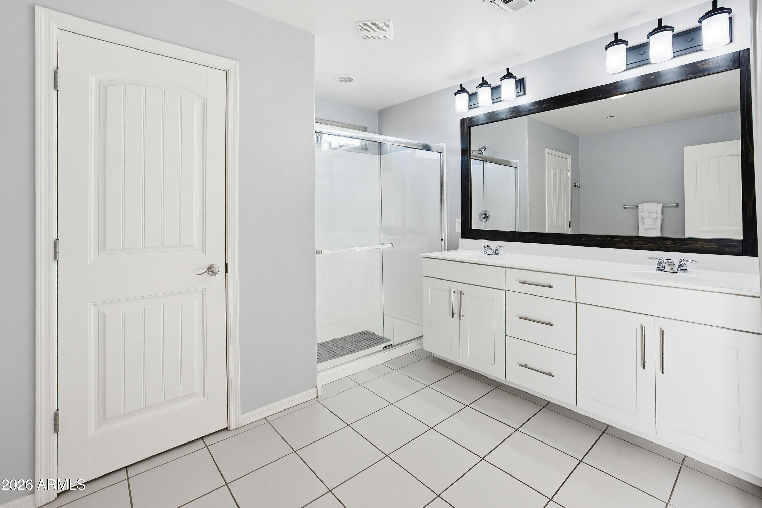 4660 E TIERRA BUENA Lane