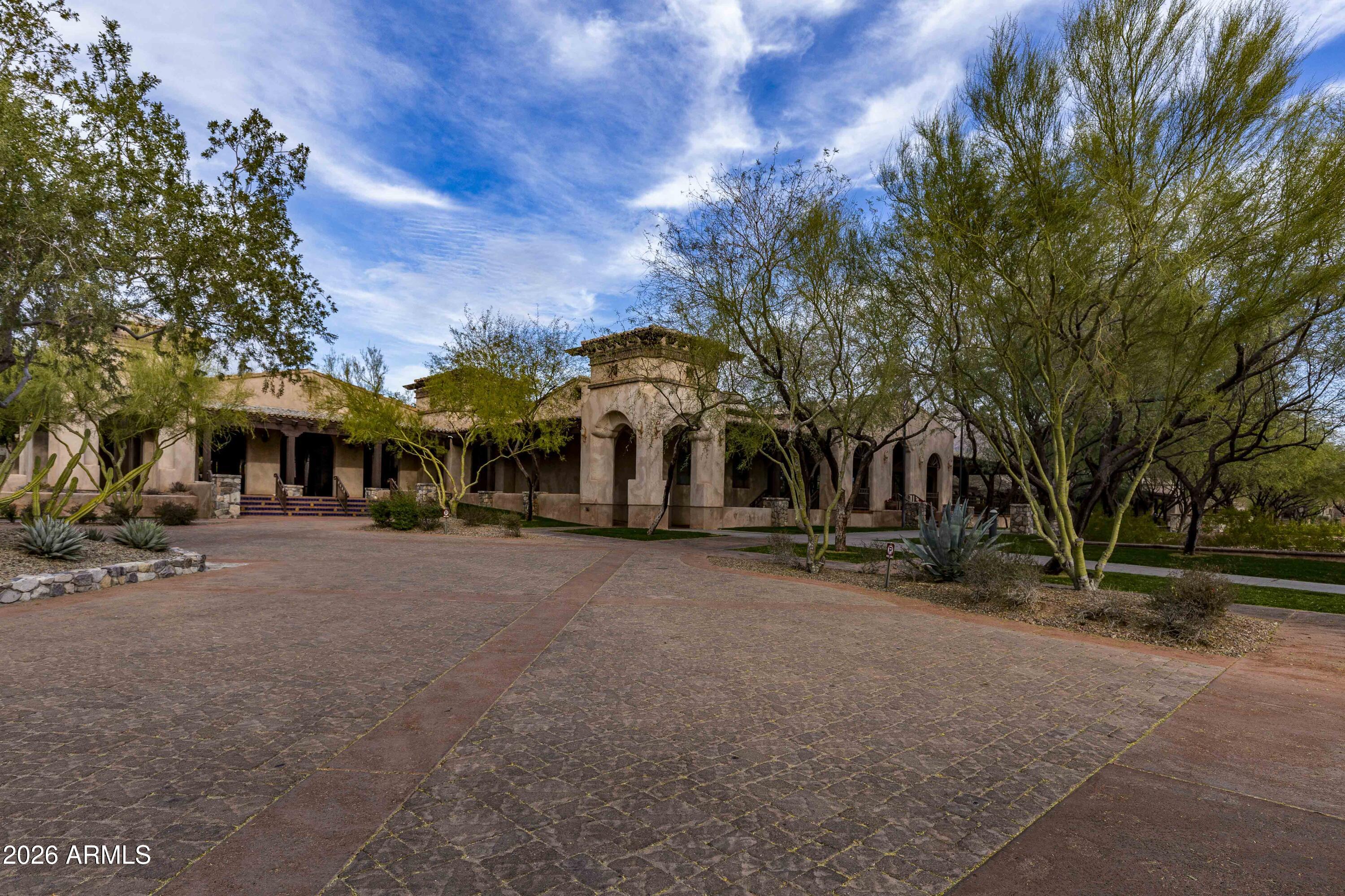 9782 E SOUTH BEND Drive