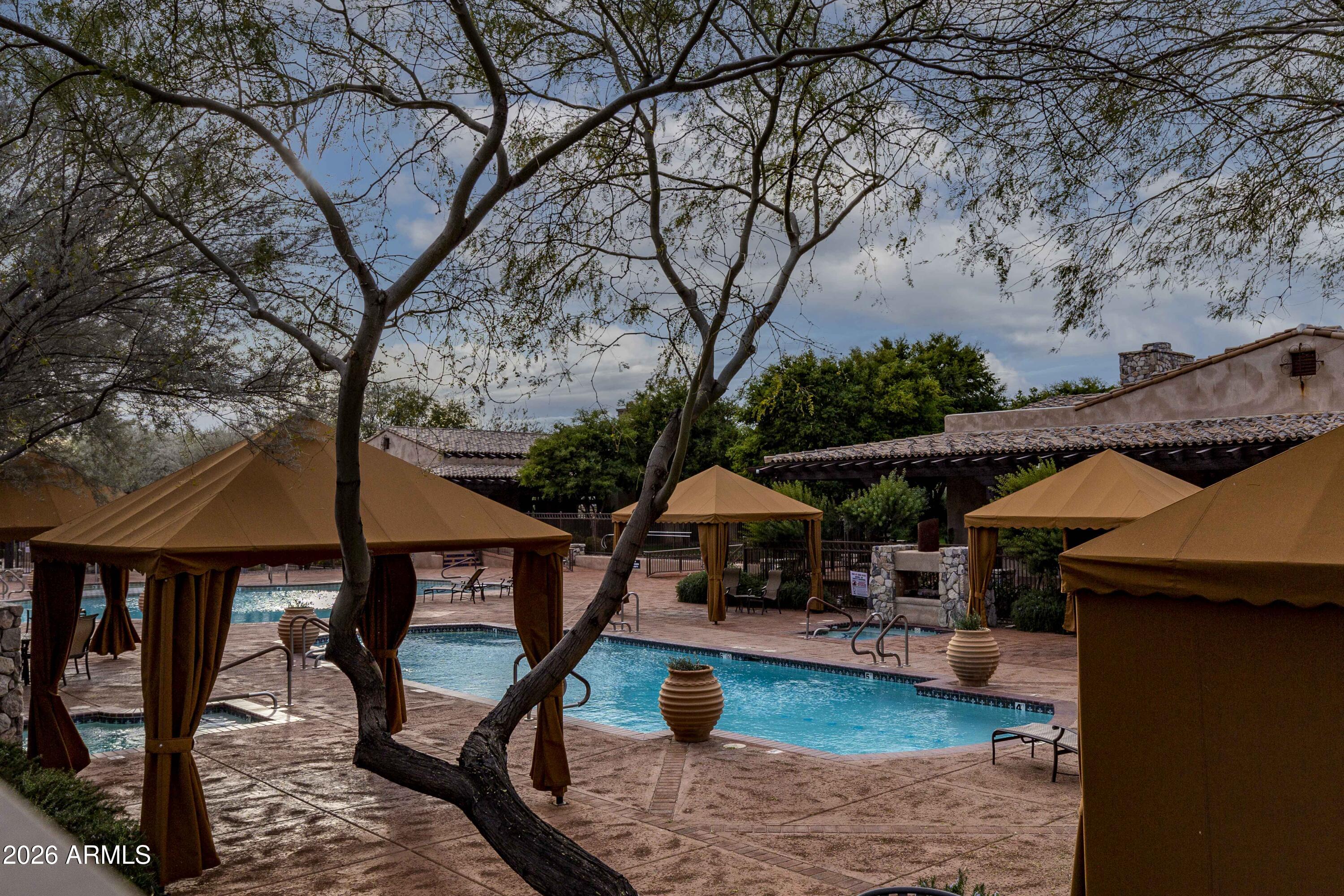 9782 E SOUTH BEND Drive