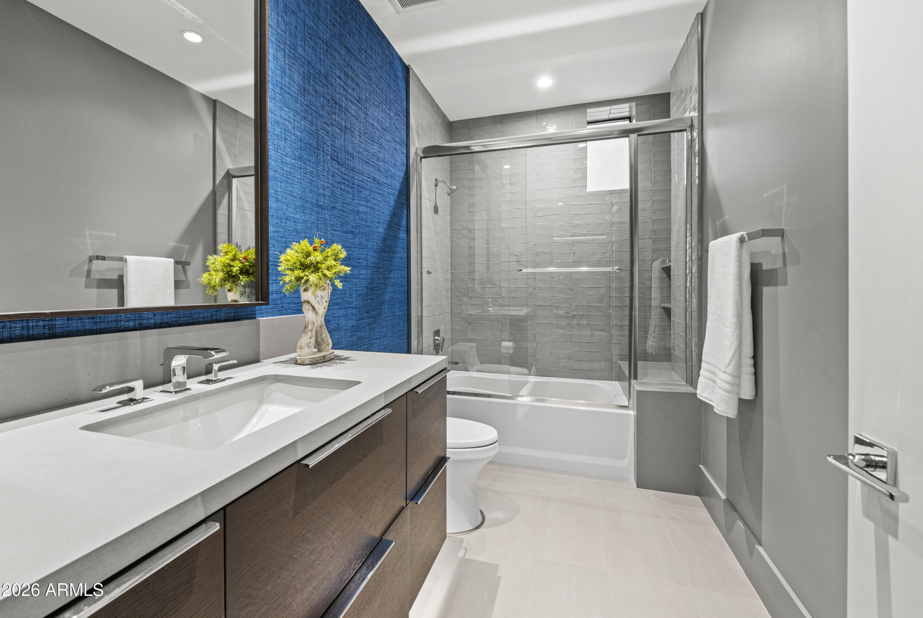 6982 E JOSHUA TREE Lane