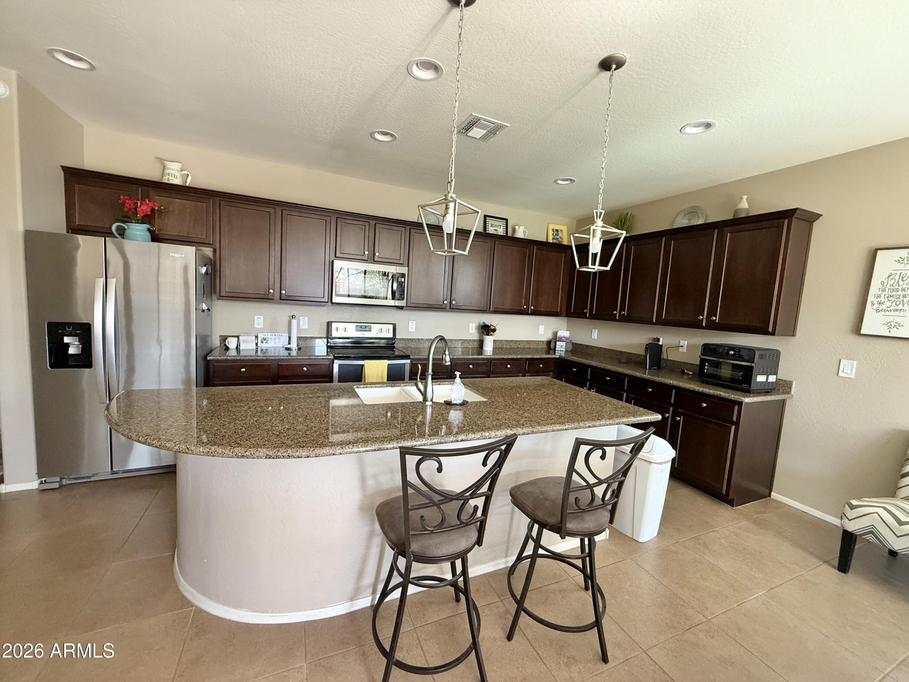 22569 E CAMINA PLATA