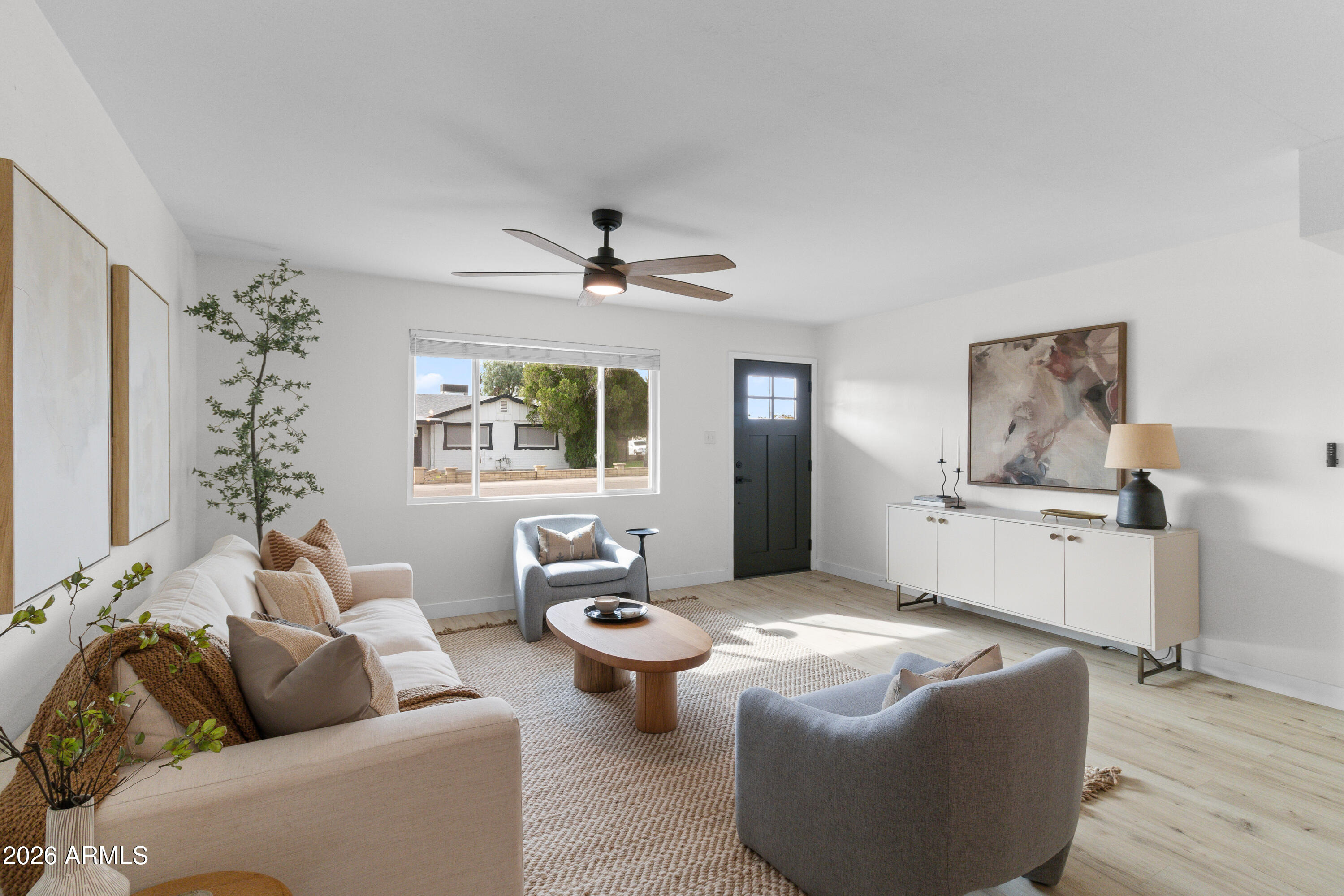 6802 E LOMA LAND Drive