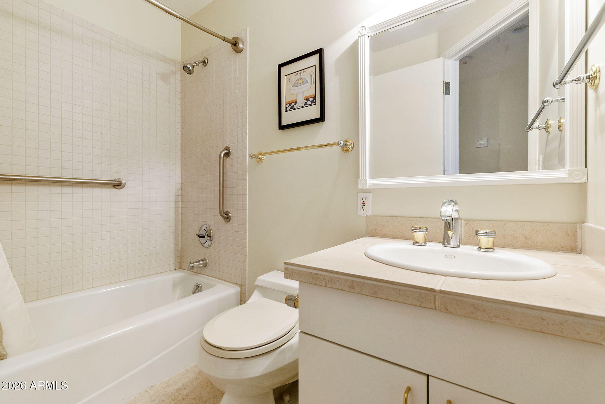 1040 E OSBORN Road 601