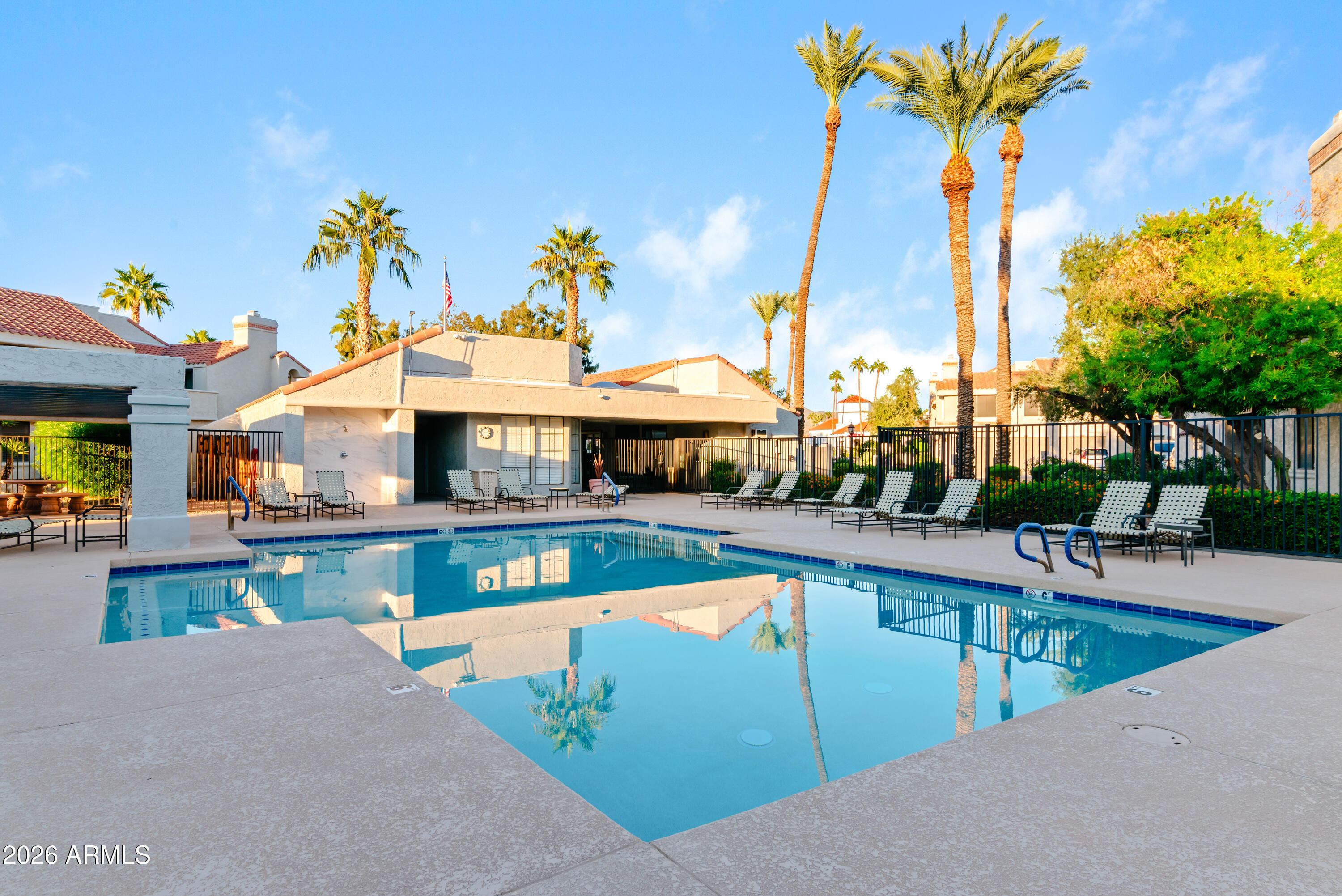 10115 E MOUNTAIN VIEW Road 2106