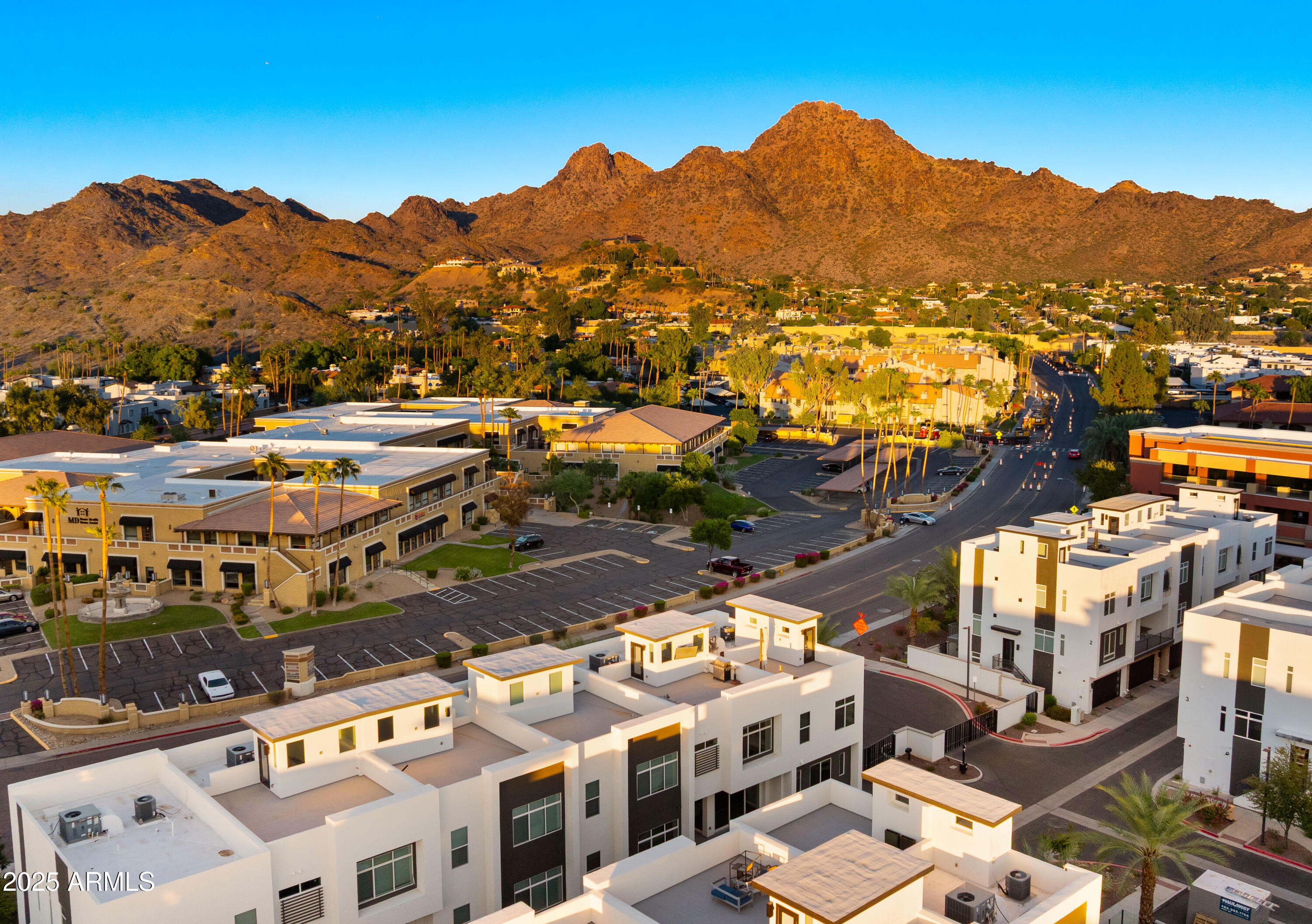 1717 E MORTEN Avenue 5