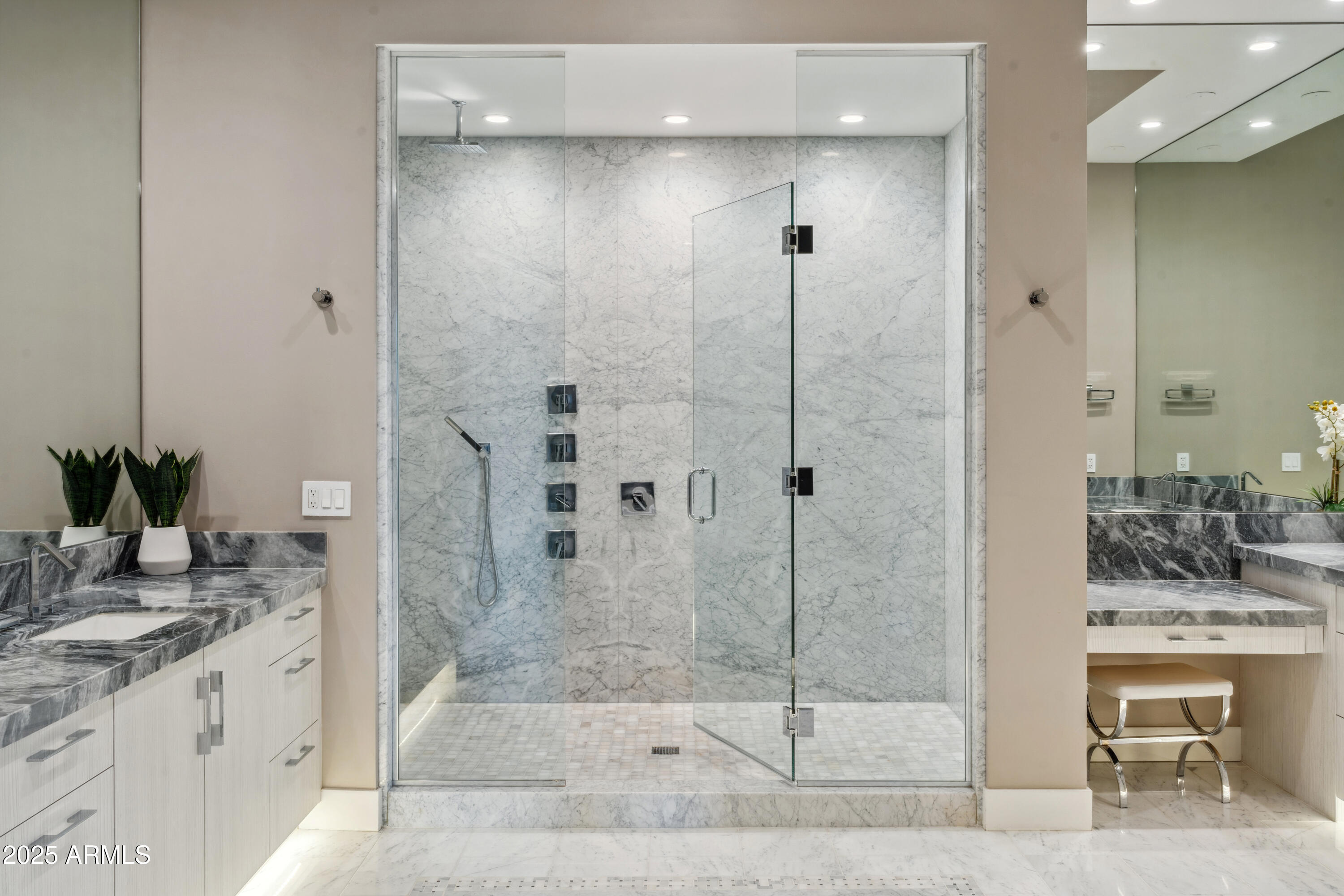 2 BILTMORE Estate 309