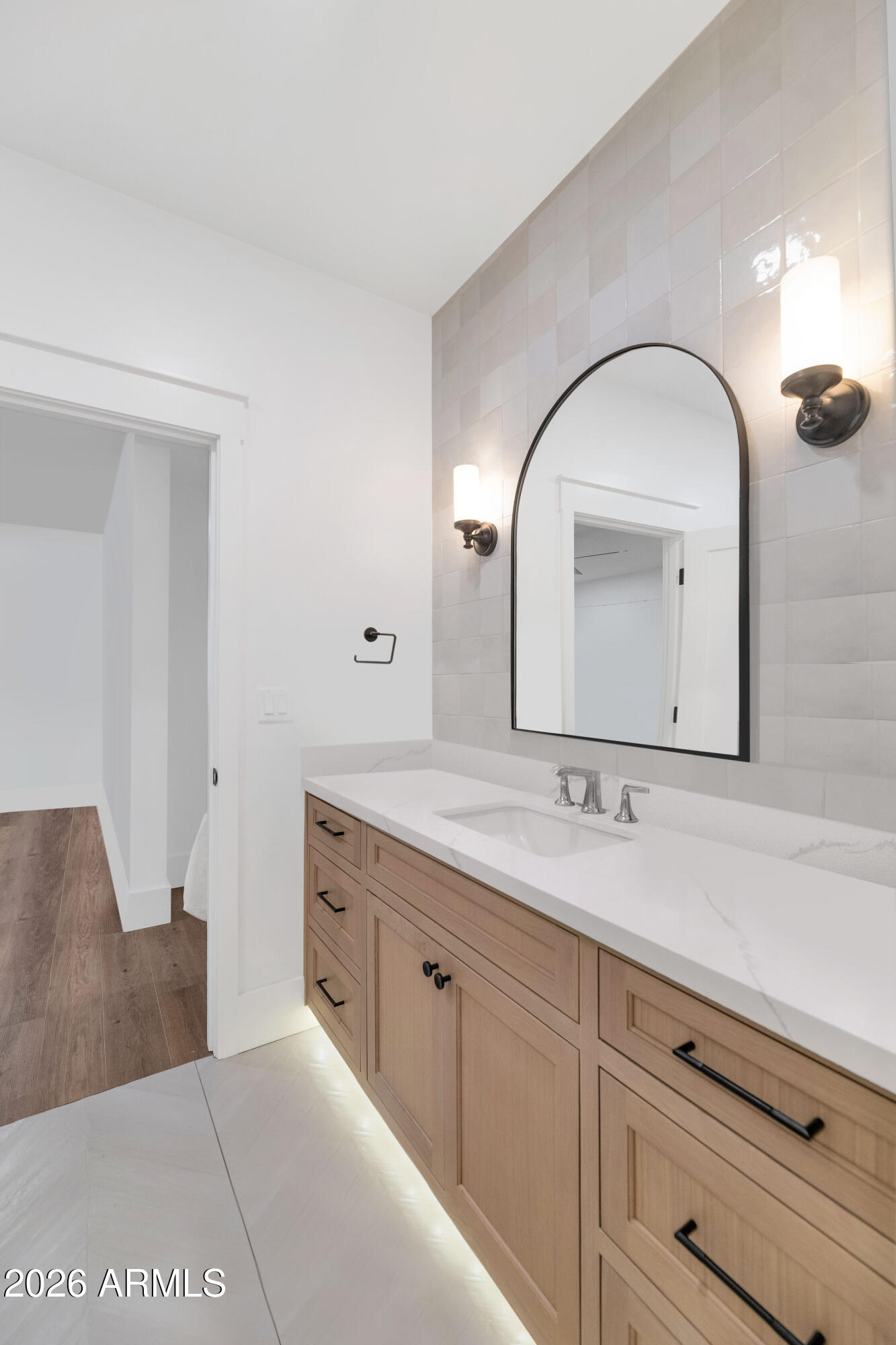 5714 E LAFAYETTE Boulevard