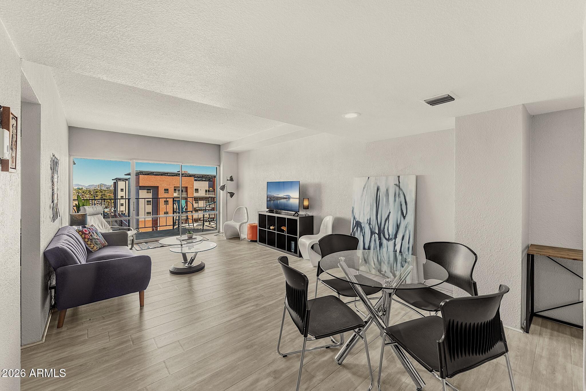 805 N 4TH Avenue 609