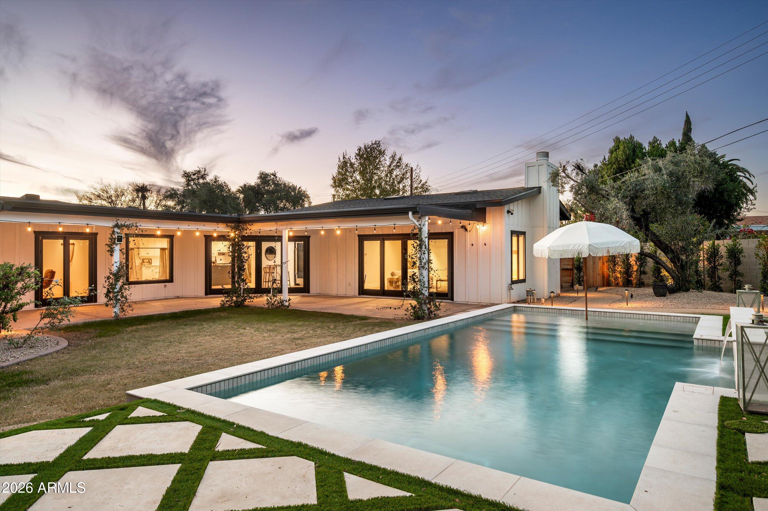 3612 E PIERSON Street