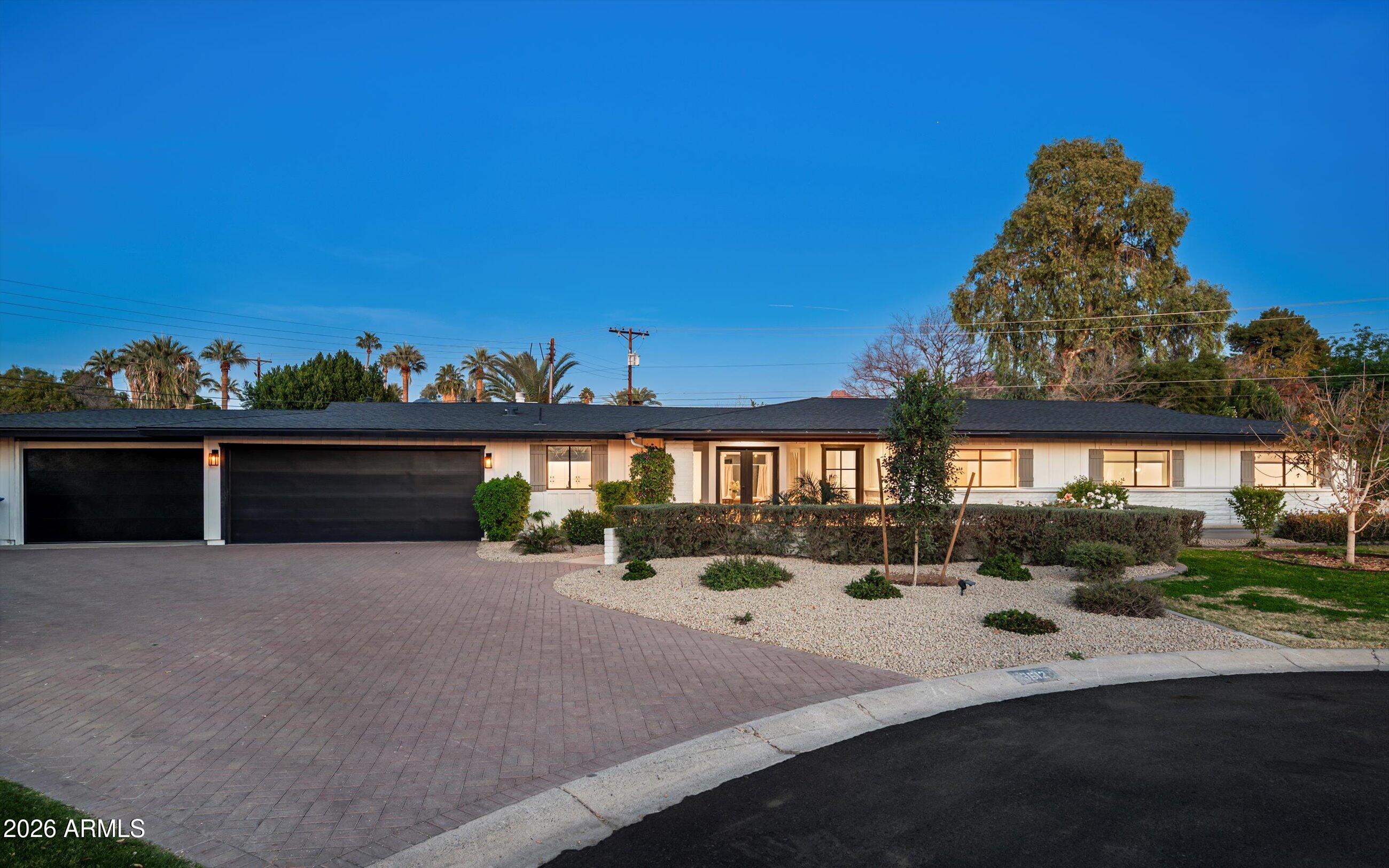 3612 E PIERSON Street