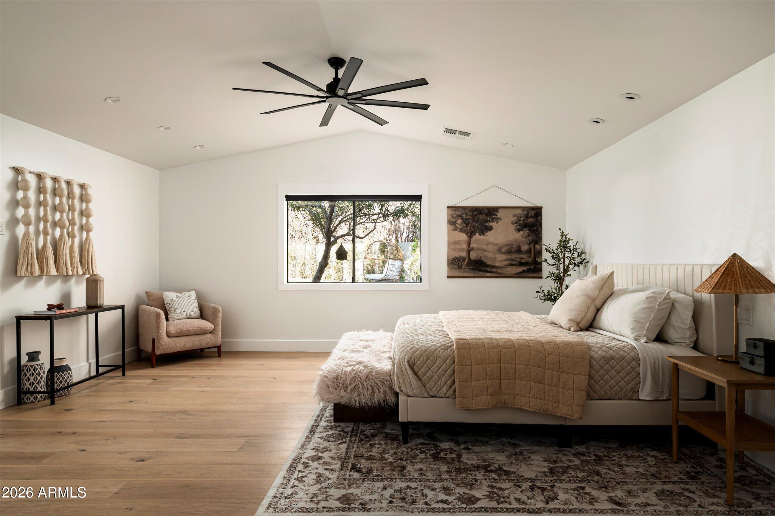 3612 E PIERSON Street