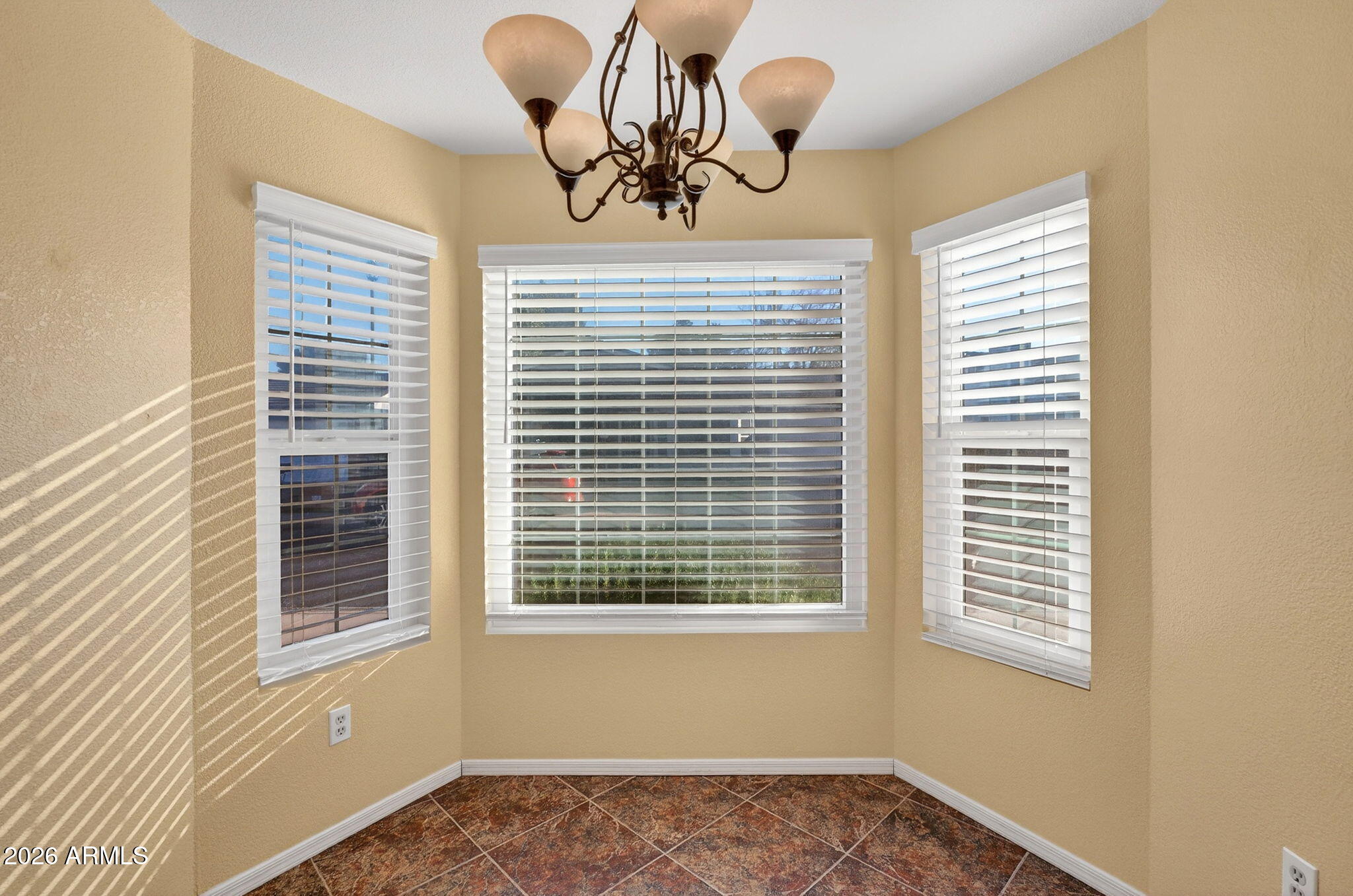 508 E ANDERSON Avenue