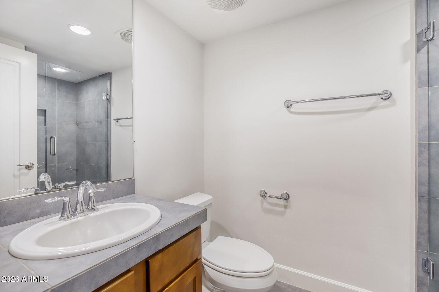 577 S ROOSEVELT Street