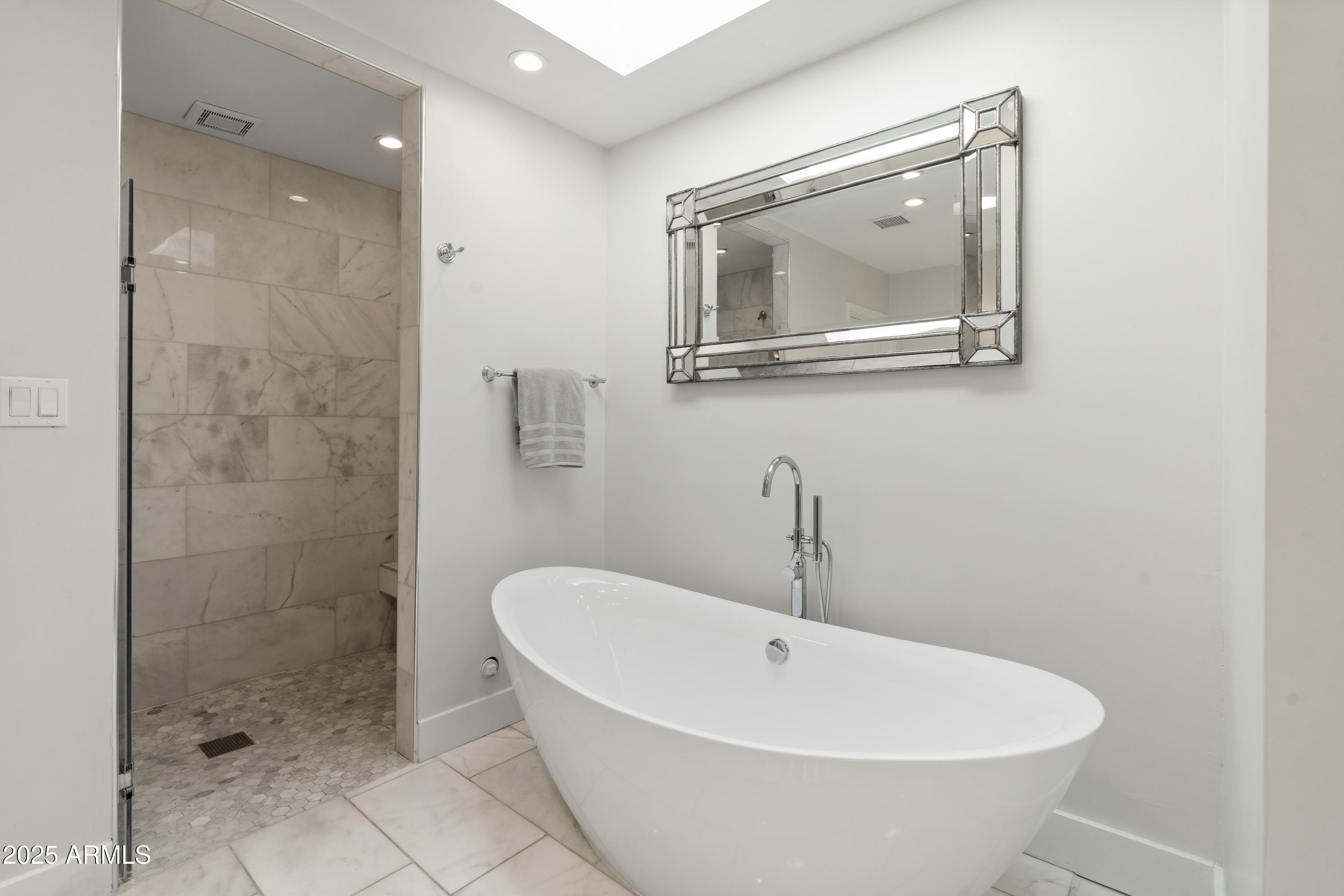 6333 N SCOTTSDALE Road Unit: 5