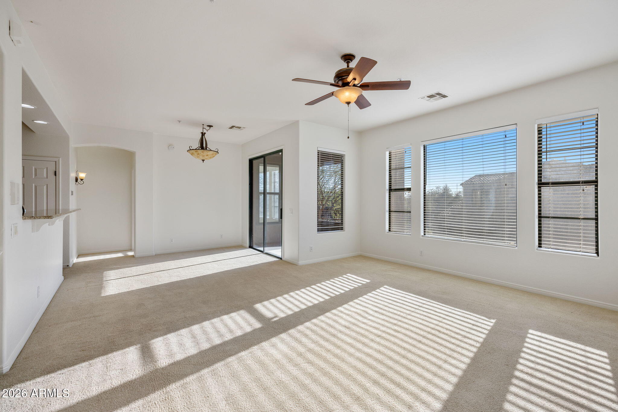 19550 N GRAYHAWK Drive 2011