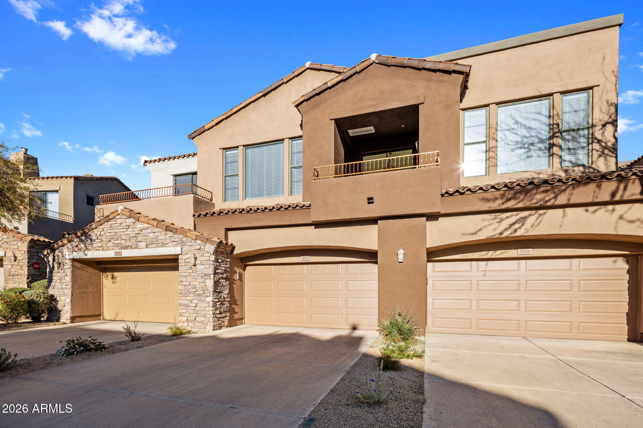 19550 N GRAYHAWK Drive 2011