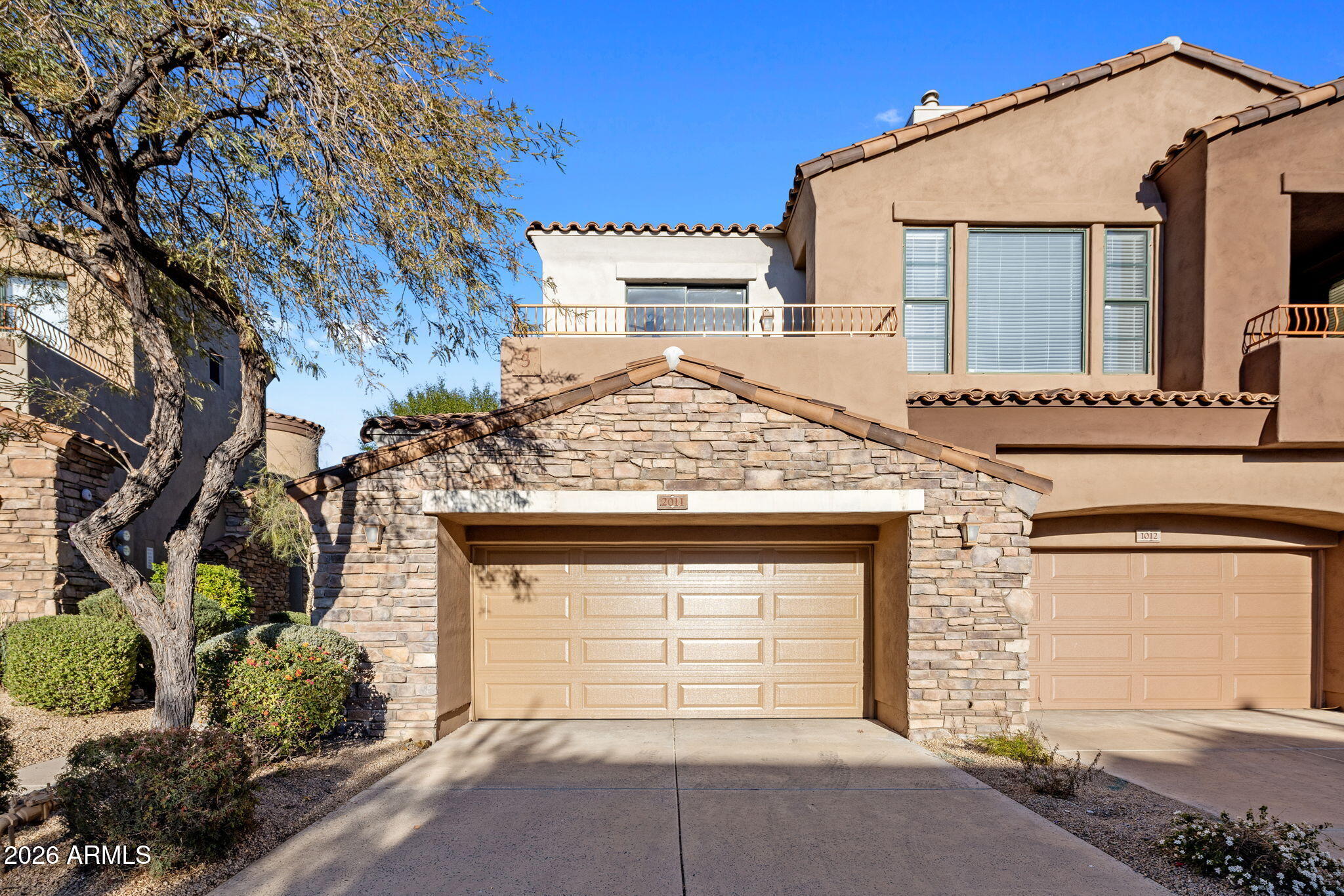 19550 N GRAYHAWK Drive 2011