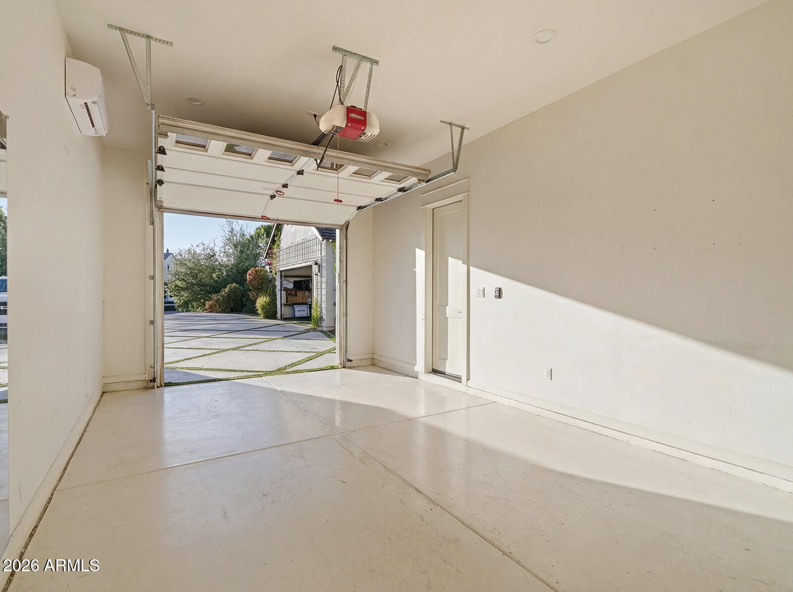 4732 N DROMEDARY Road