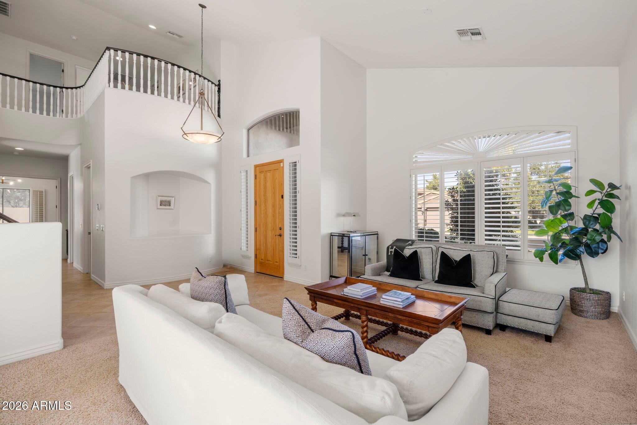 1631 W PRESCOTT Drive