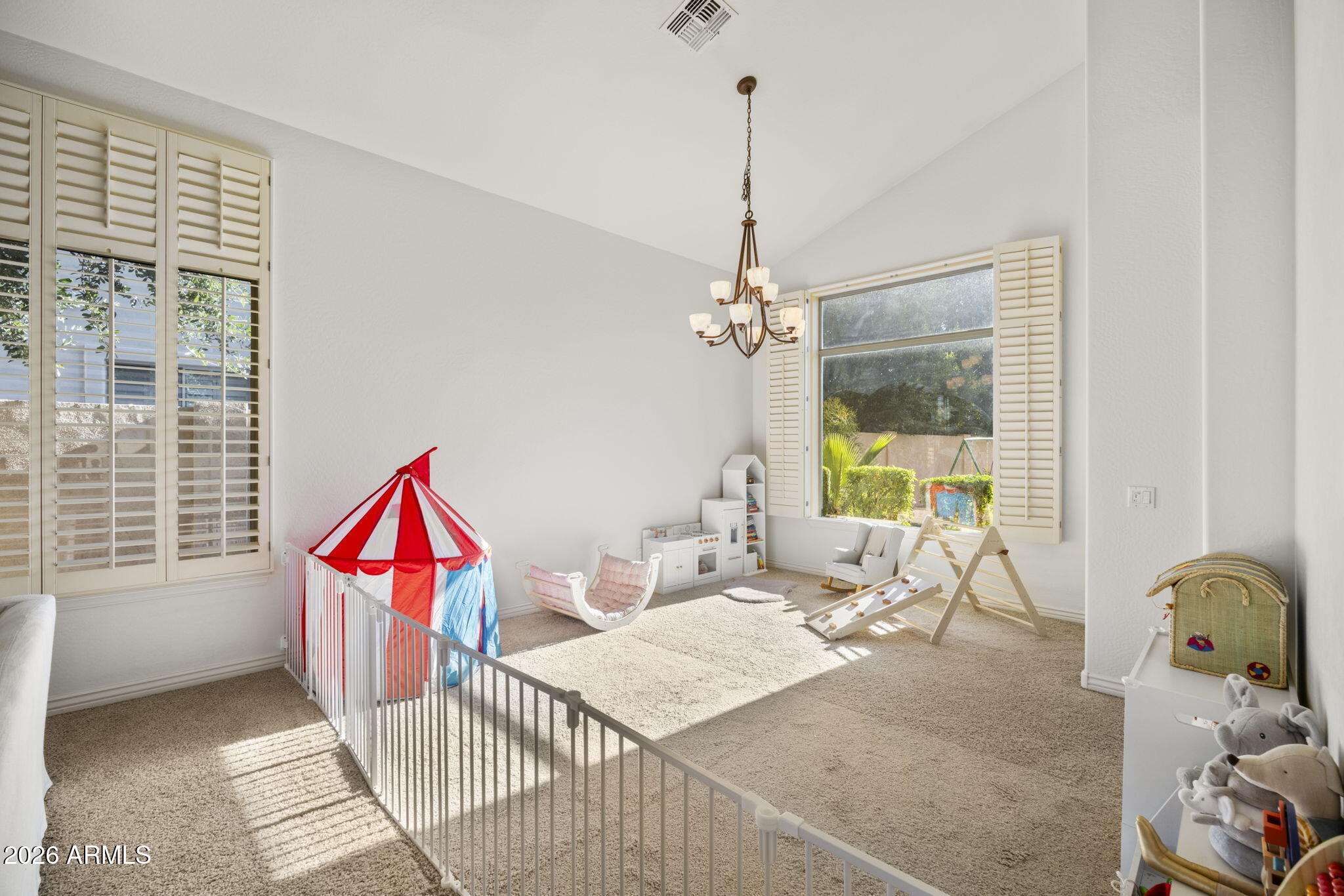 1631 W PRESCOTT Drive