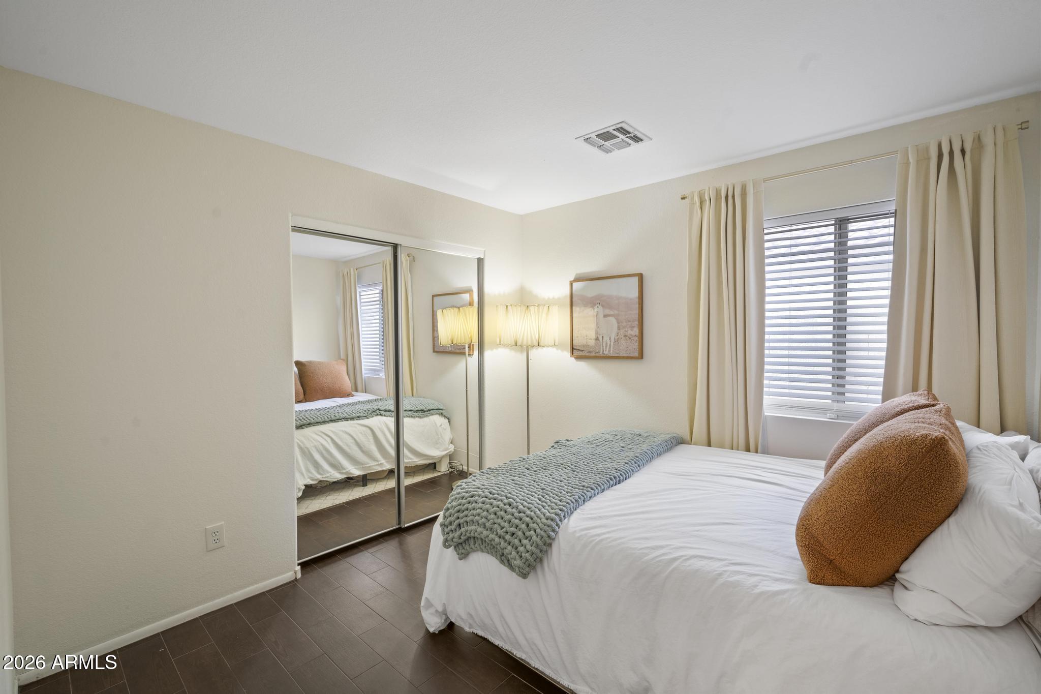 2396 E WINCHESTER Place