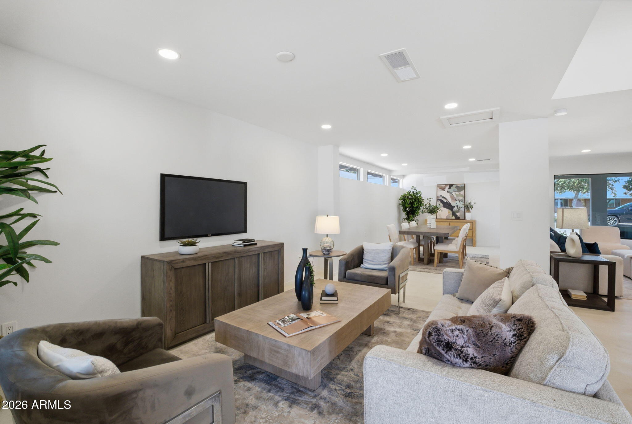 1703 N 74TH Place