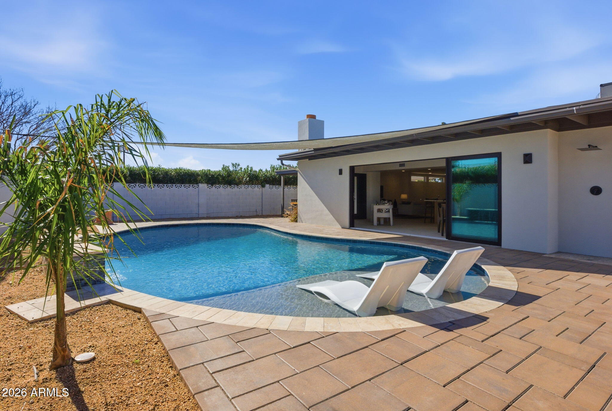 1703 N 74TH Place