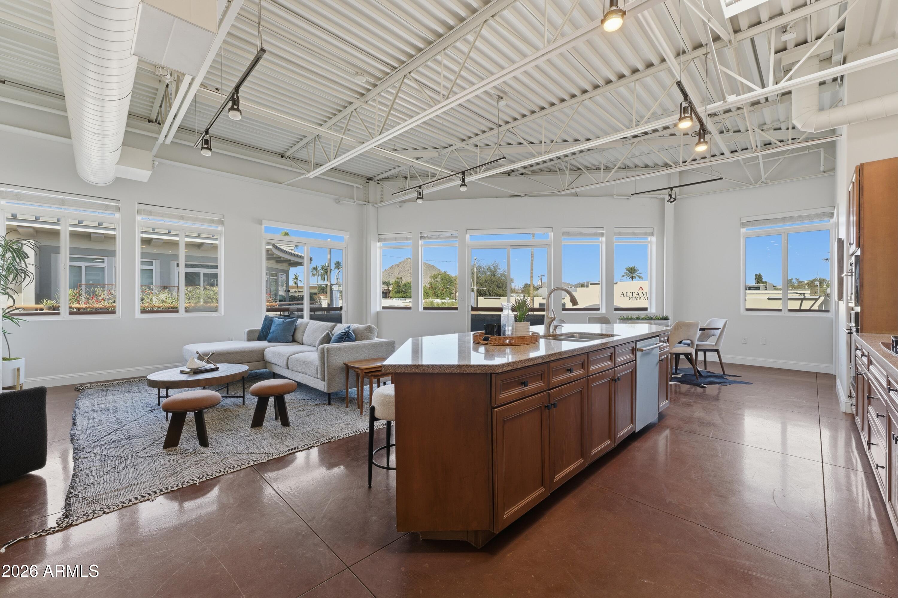 7039 E MAIN Street A206