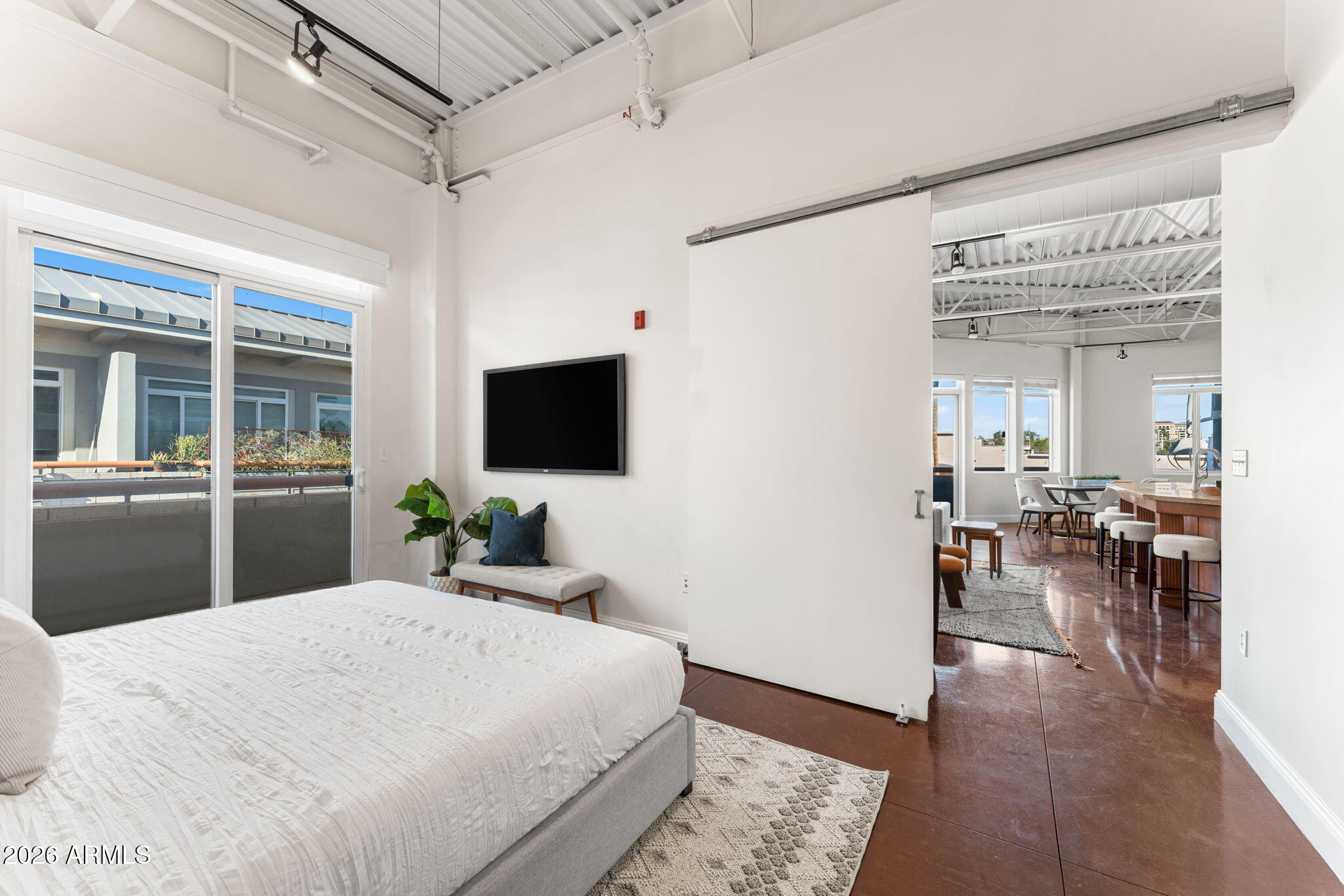 7039 E MAIN Street A206