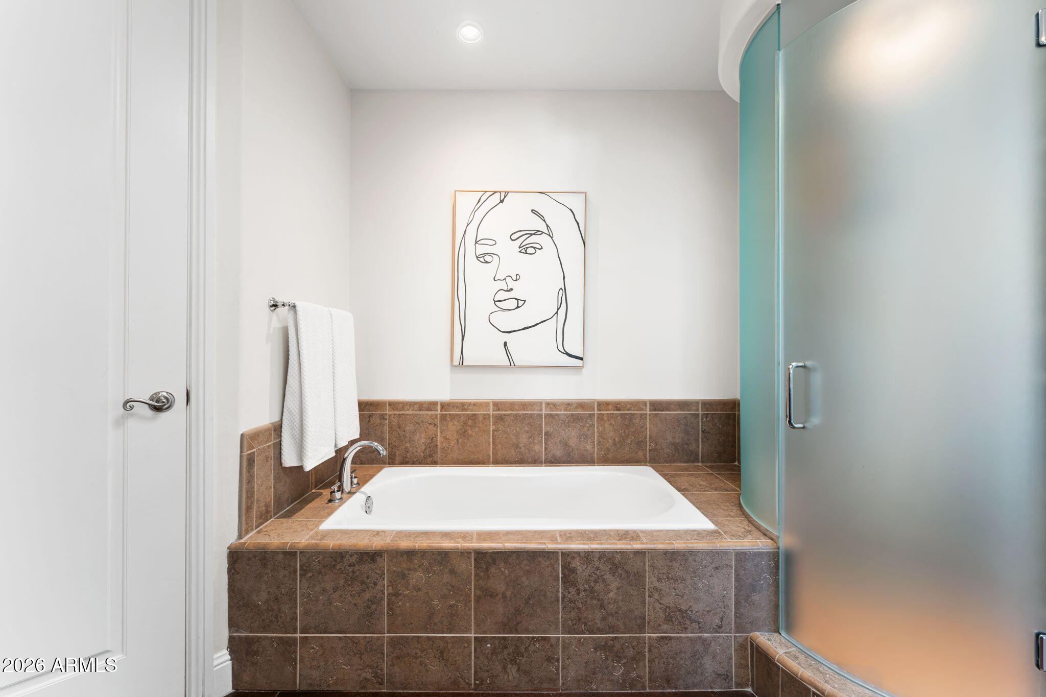 7039 E MAIN Street A206