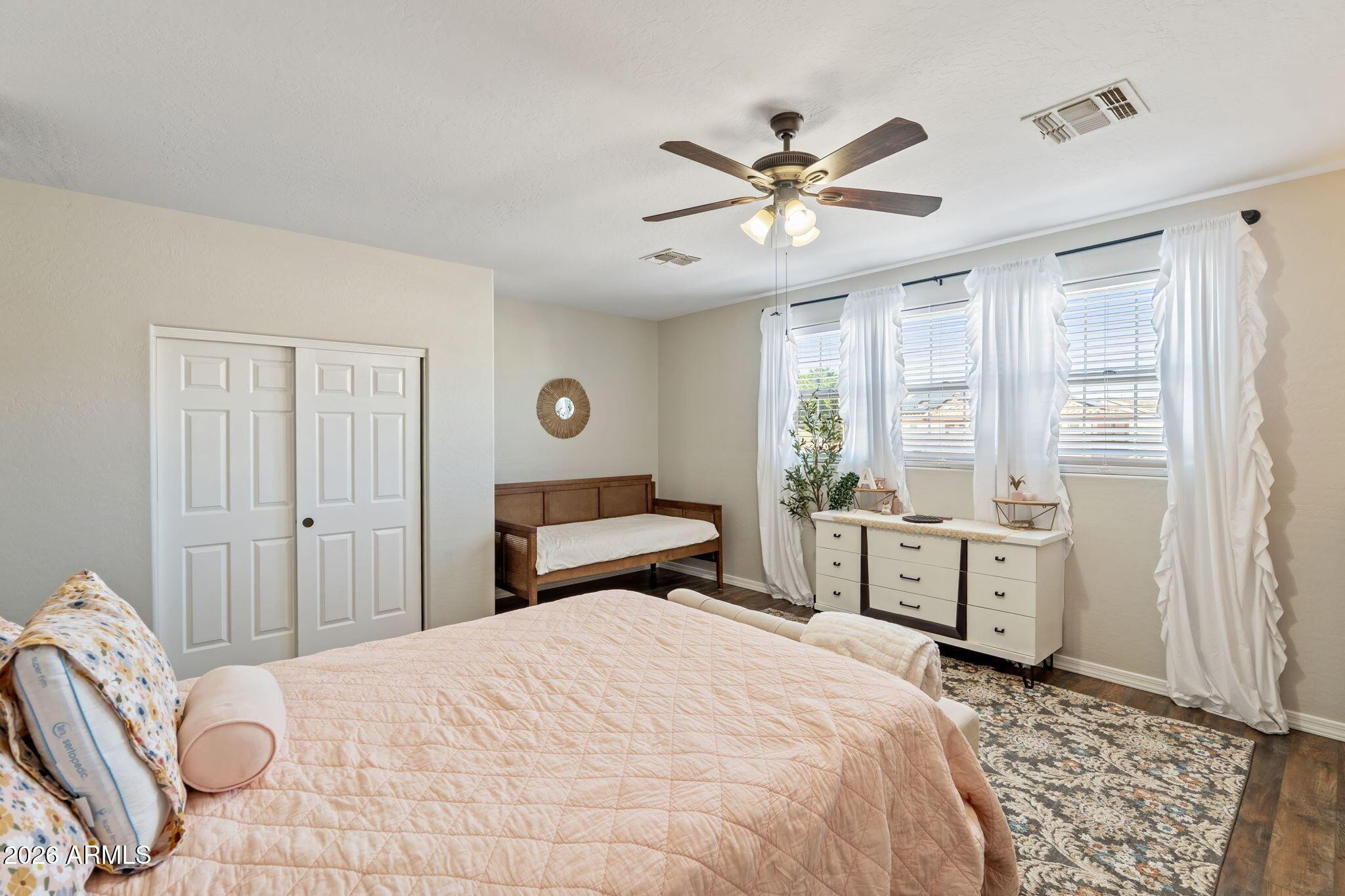 6943 W TETHER Trail