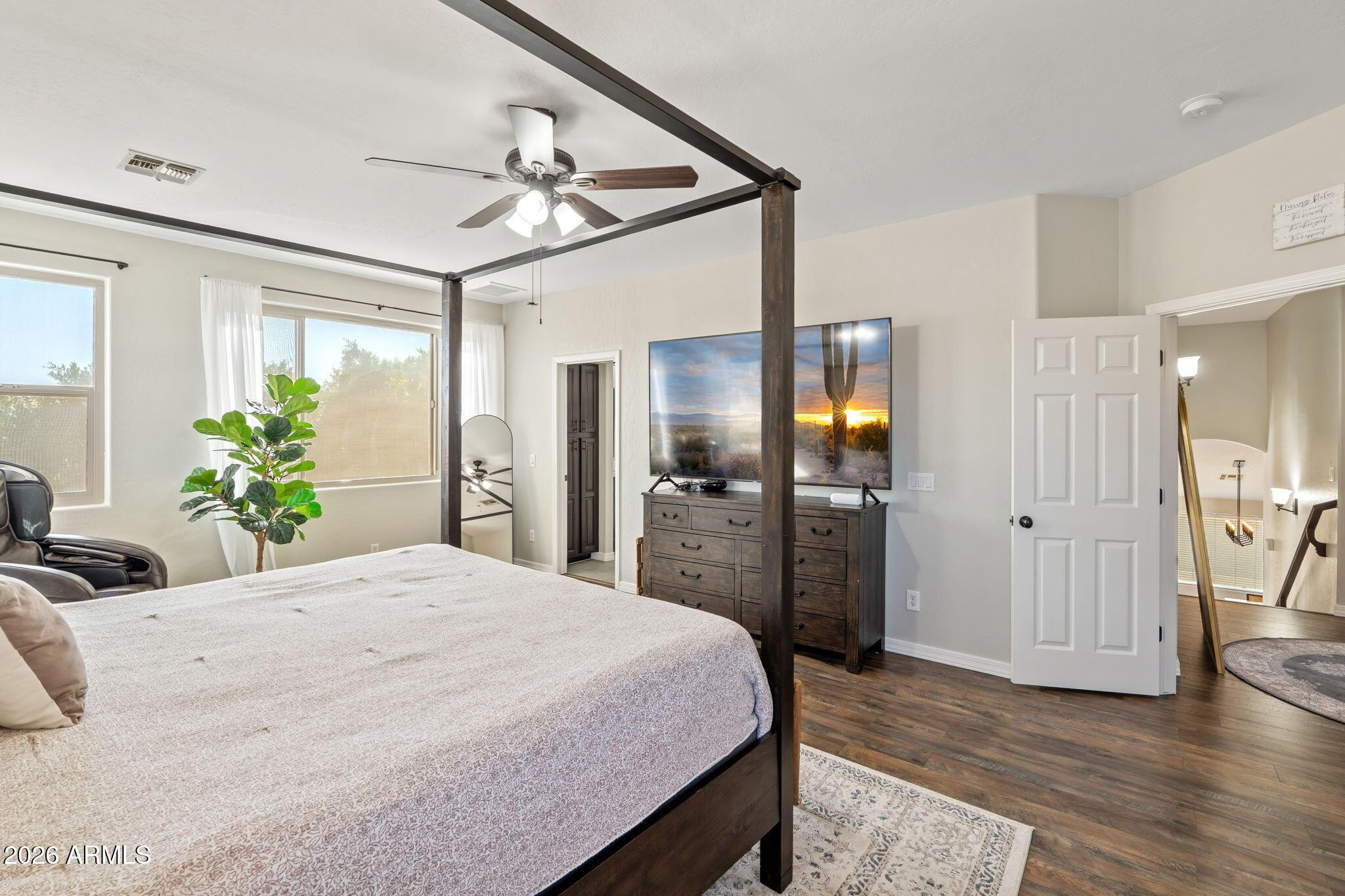 6943 W TETHER Trail