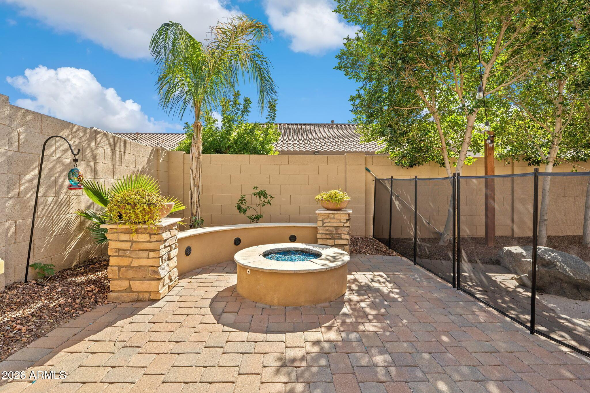 6943 W TETHER Trail