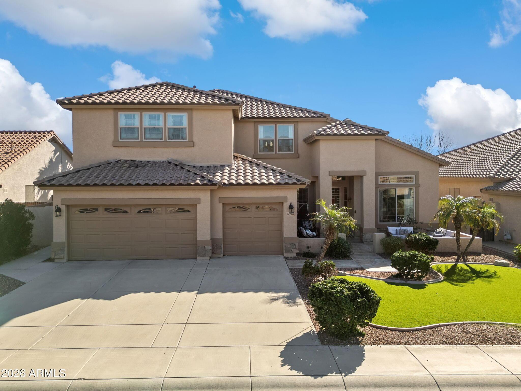 6943 W TETHER Trail