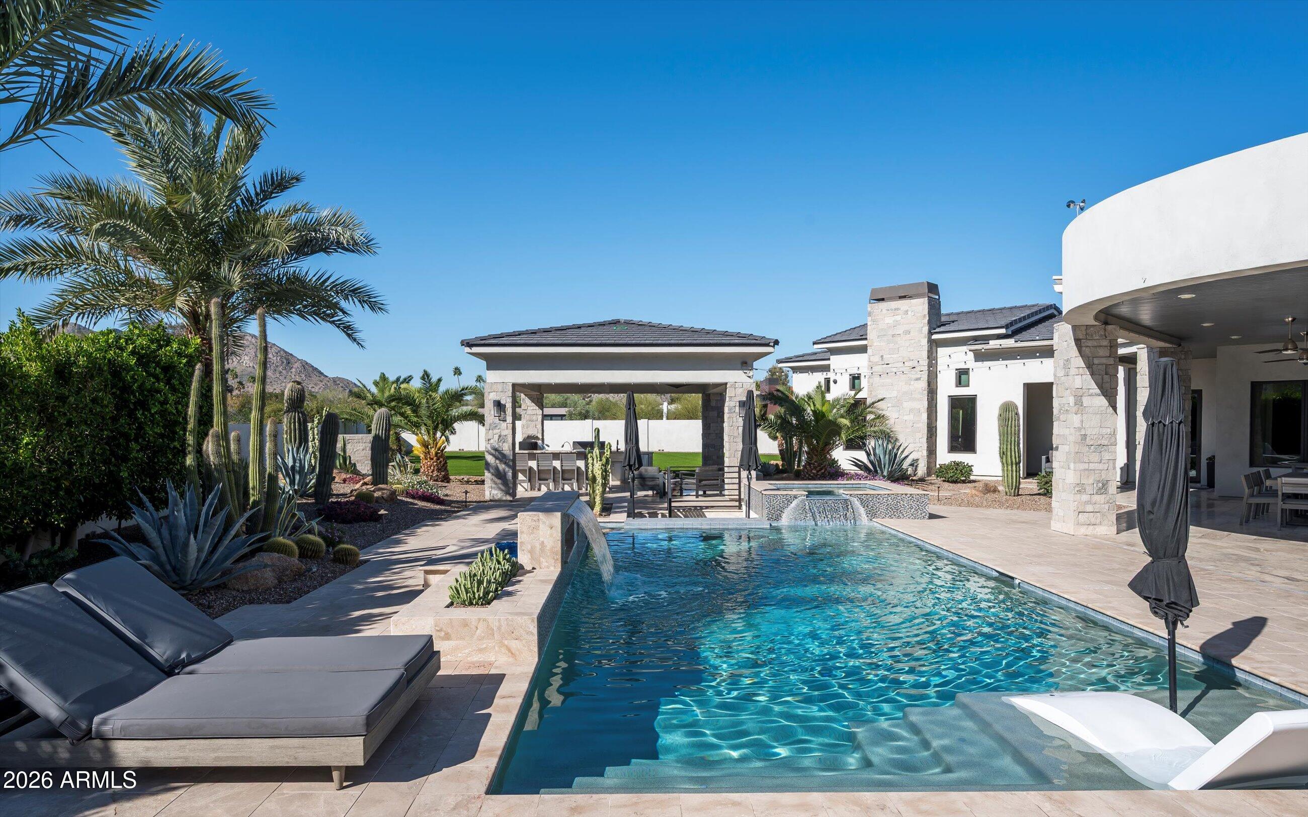 8700 N 55TH Place
