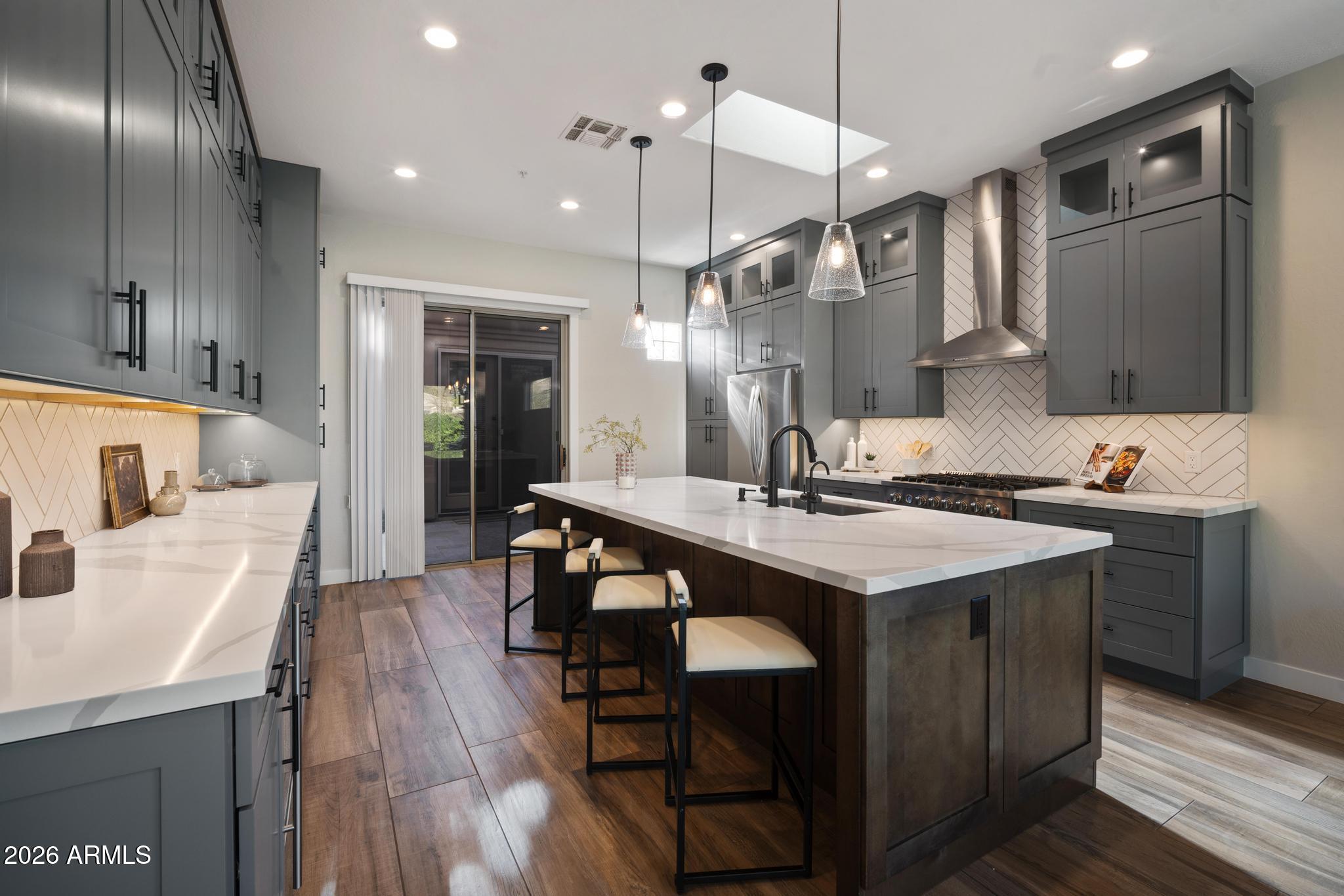 6746 E AMBER SUN Drive