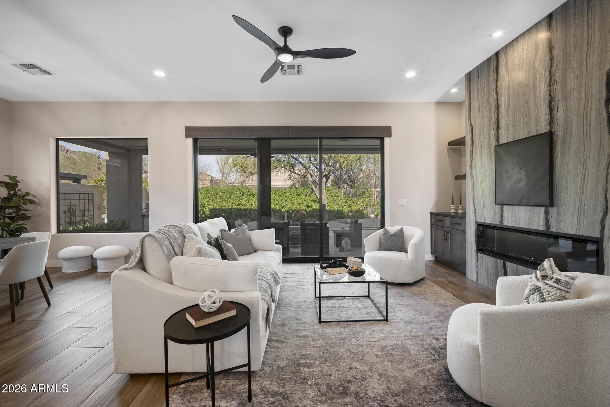 6746 E AMBER SUN Drive