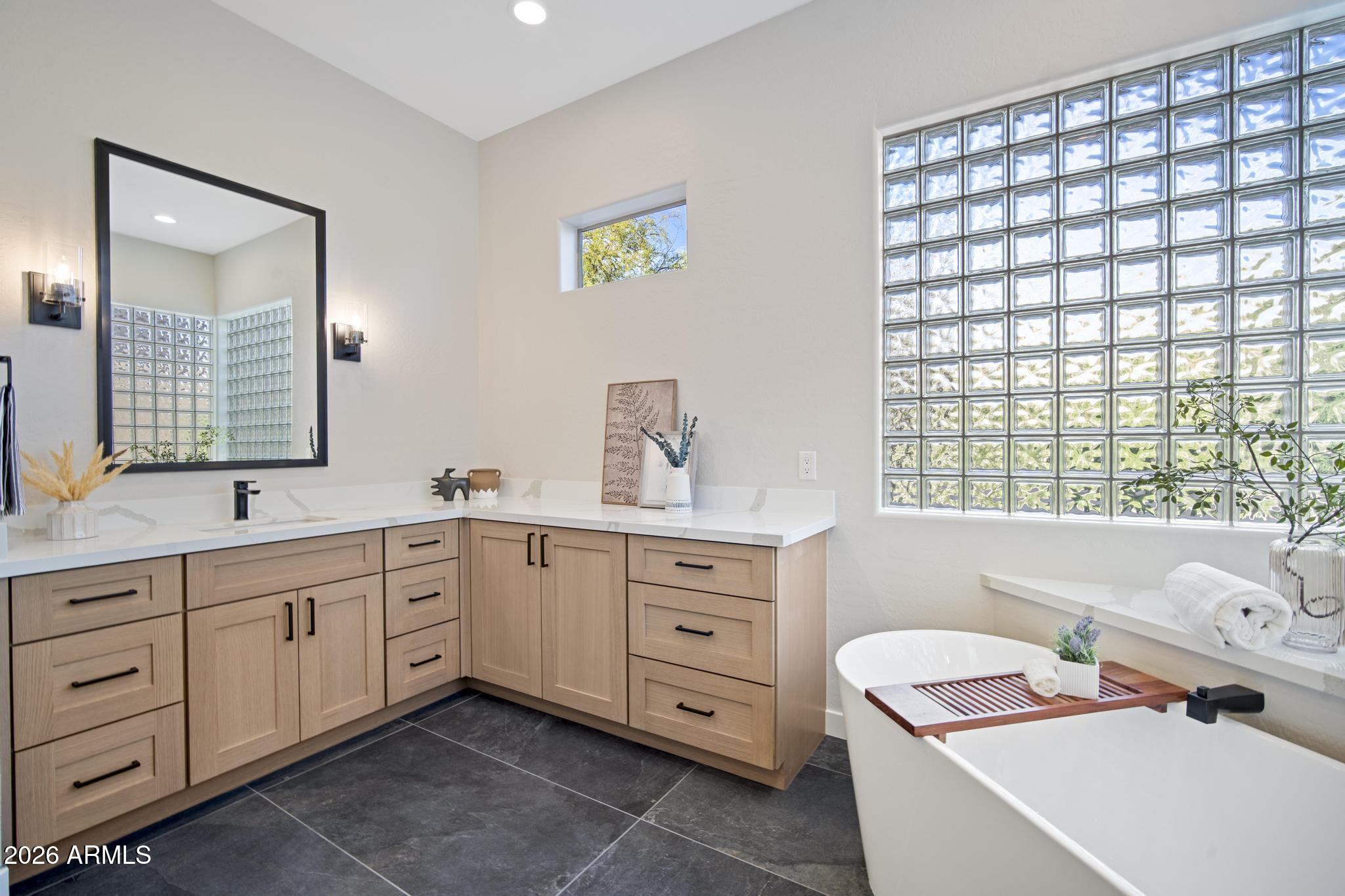 6746 E AMBER SUN Drive