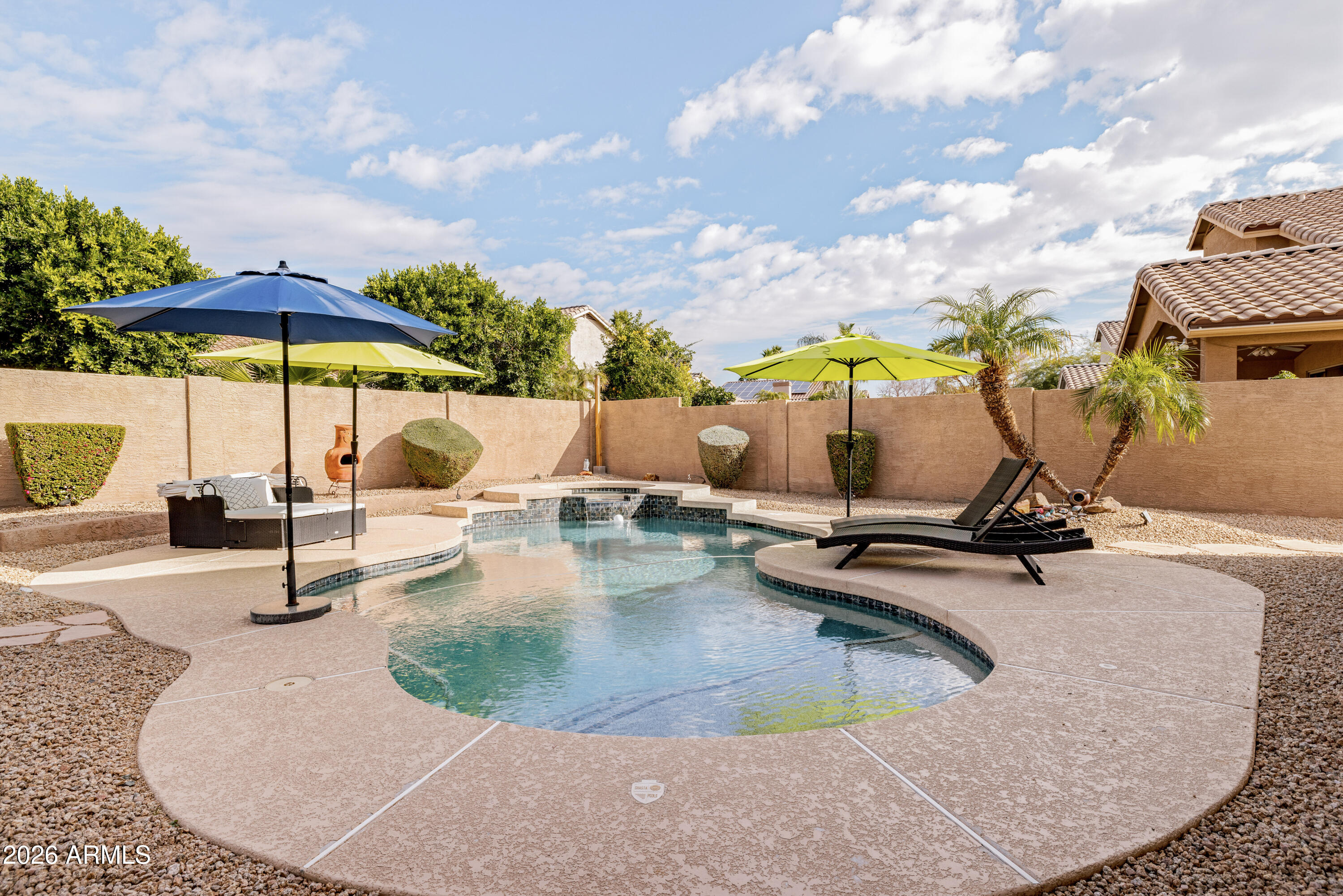 7042 W MORNING DOVE Drive